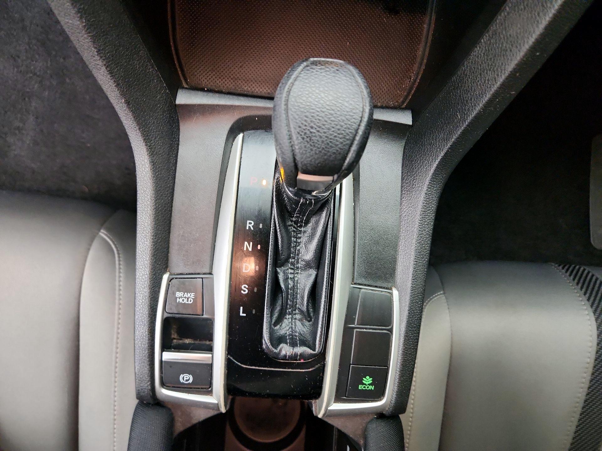 Thumbnail: 2016 Honda Civic - 17