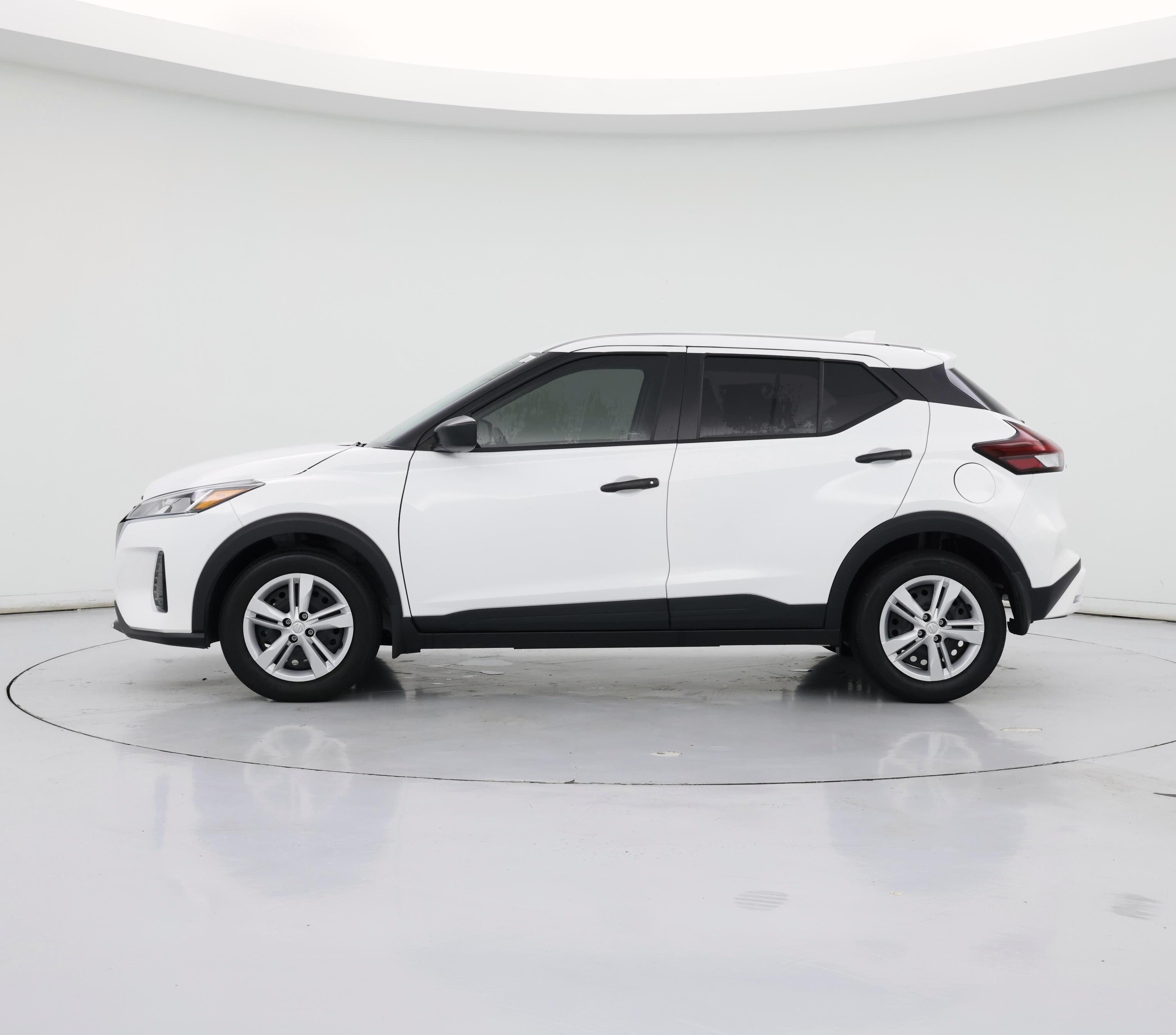 Thumbnail: 2024 Nissan Kicks - 3