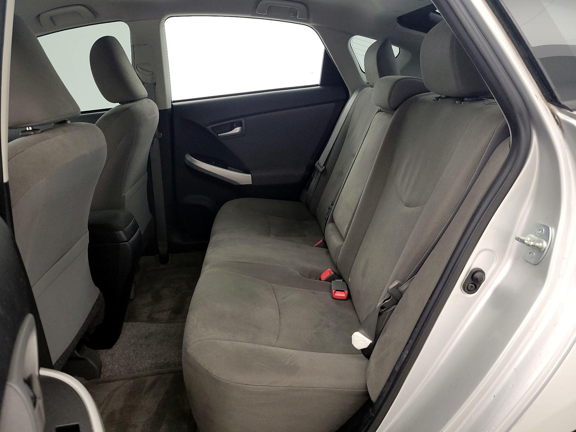 Thumbnail: 2015 Toyota Prius - 19