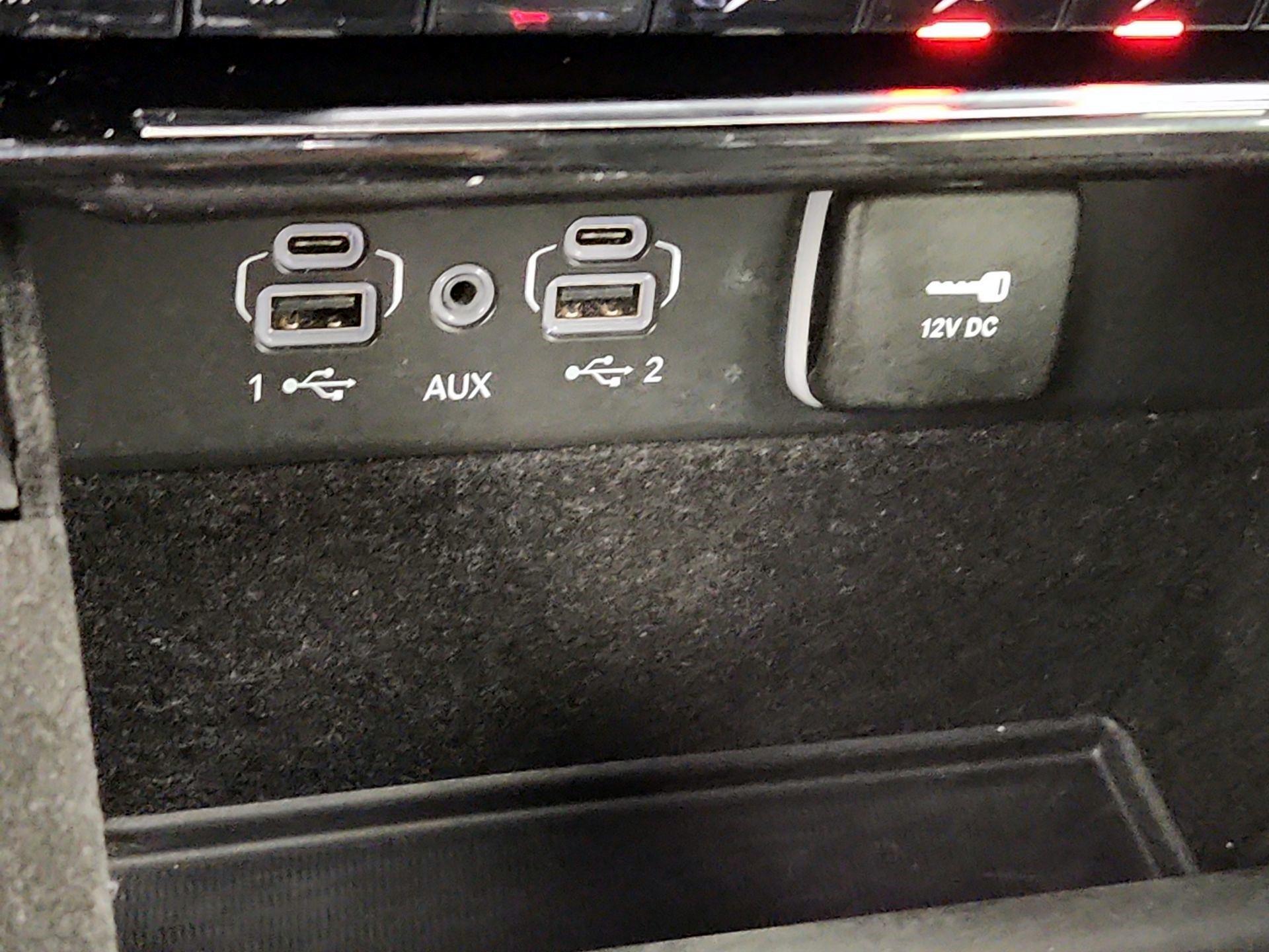 Thumbnail: 2021 Jeep Grand Cherokee L - 18