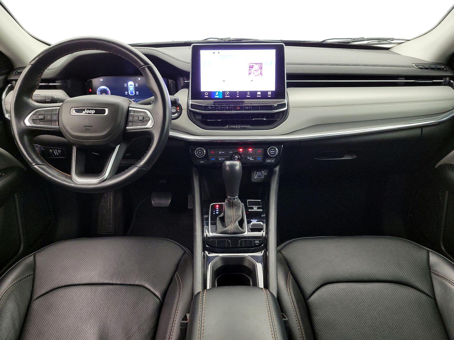 Thumbnail: 2022 Jeep Compass - 9
