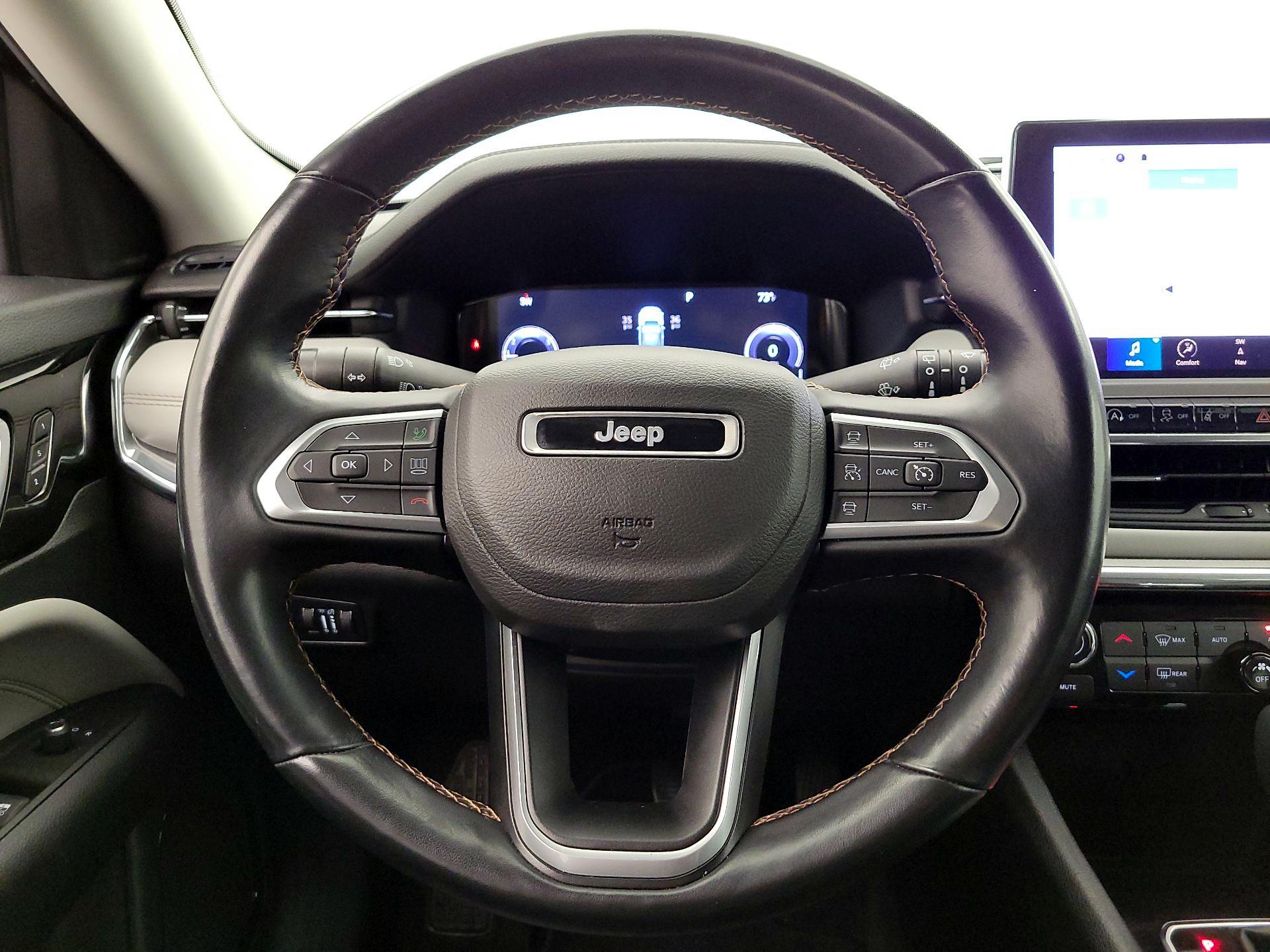 Thumbnail: 2022 Jeep Compass - 10