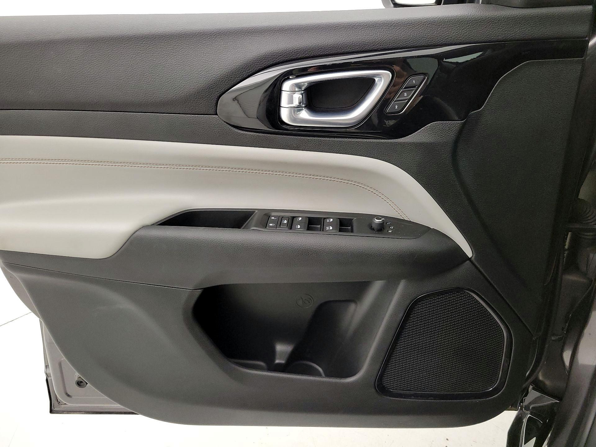 Thumbnail: 2022 Jeep Compass - 12