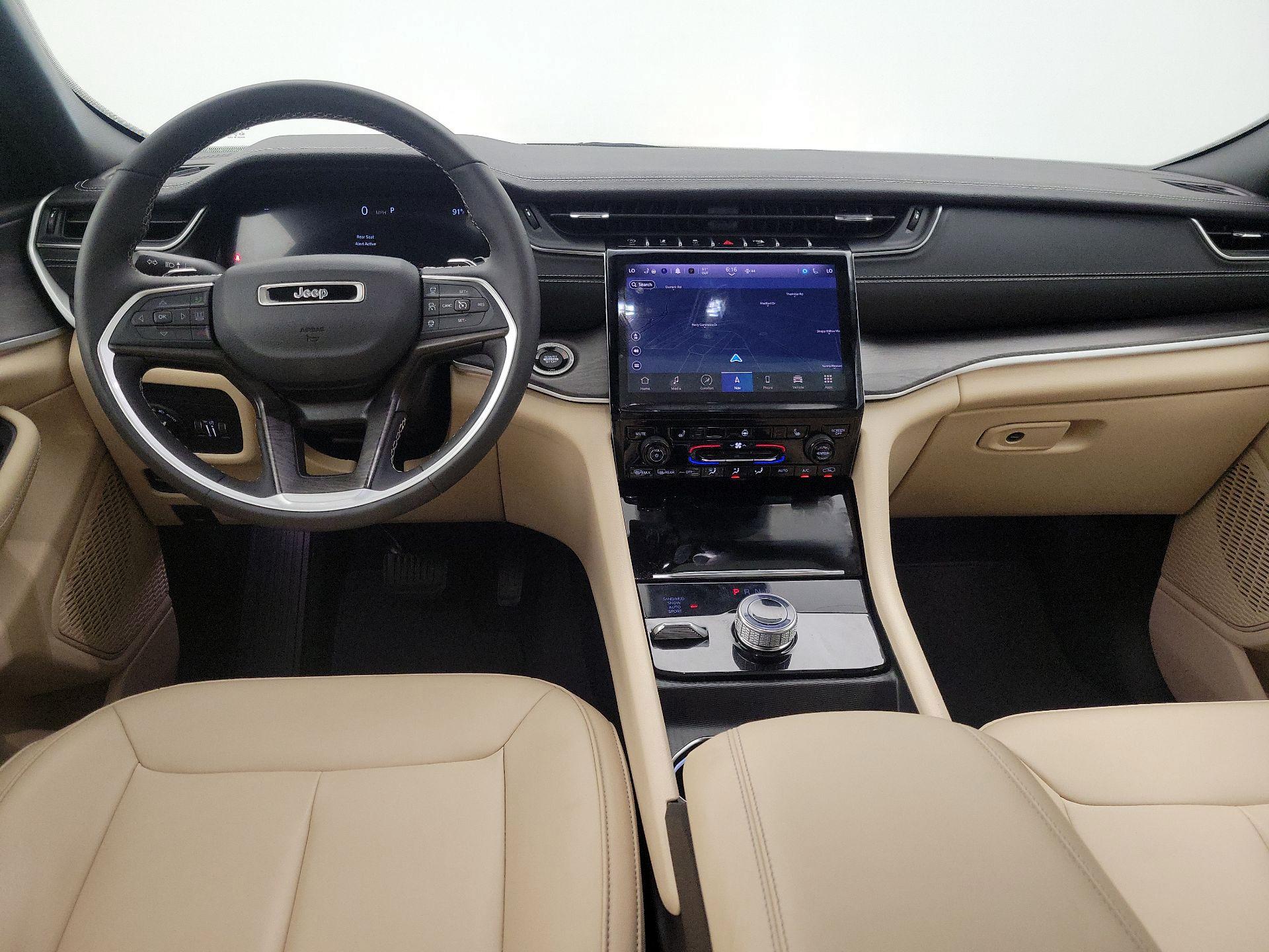Thumbnail: 2023 Jeep Grand Cherokee - 9