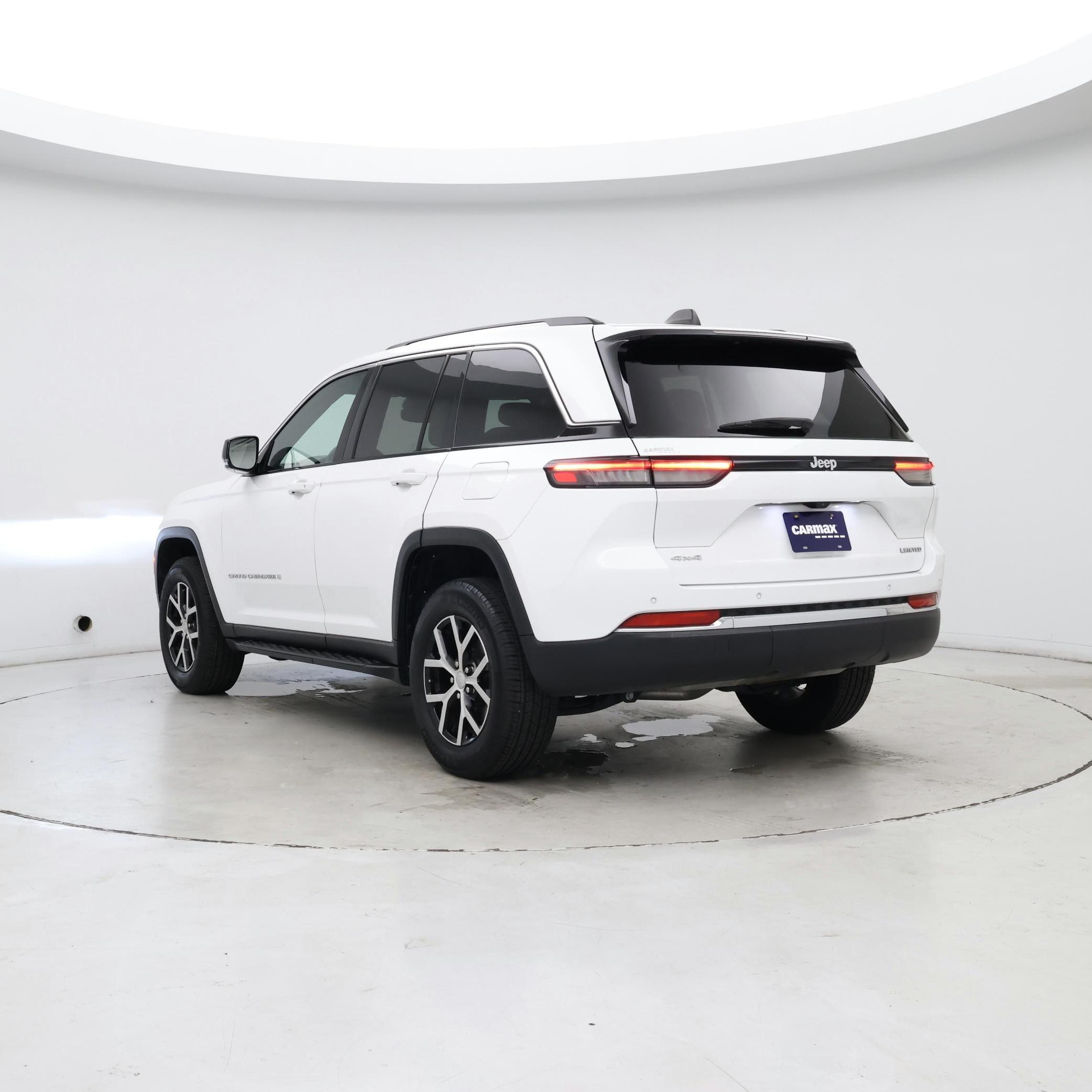 Thumbnail: 2023 Jeep Grand Cherokee - 2