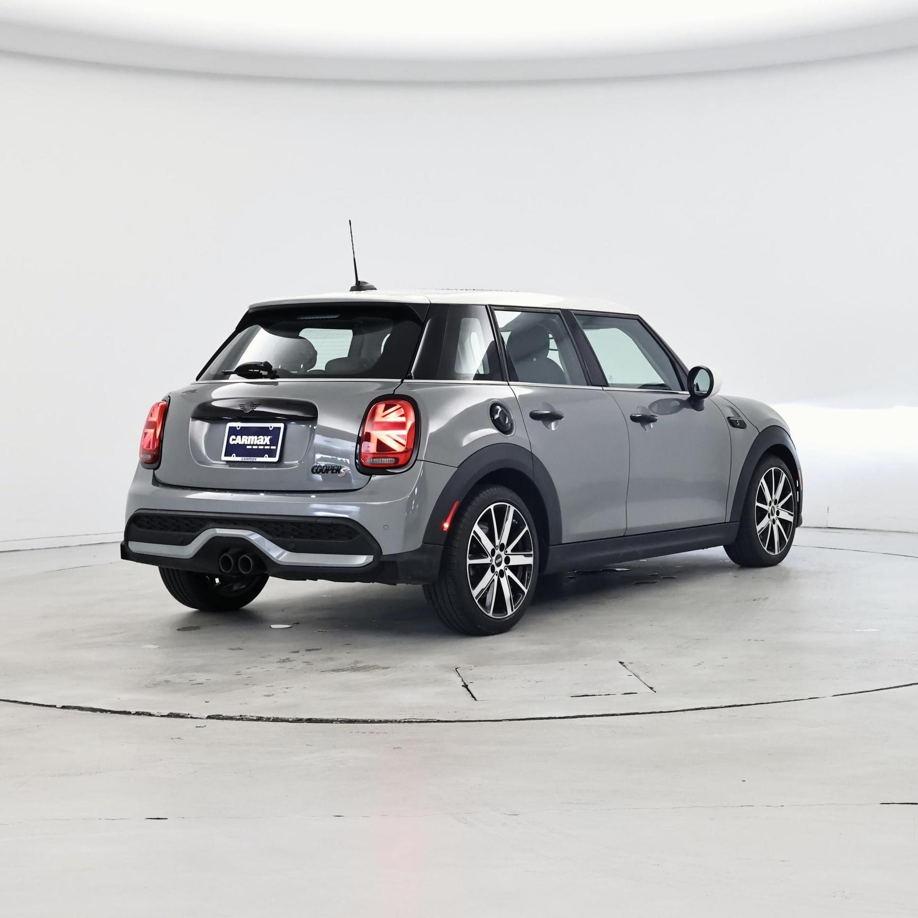 Thumbnail: 2022 MINI Cooper Hardtop - 8