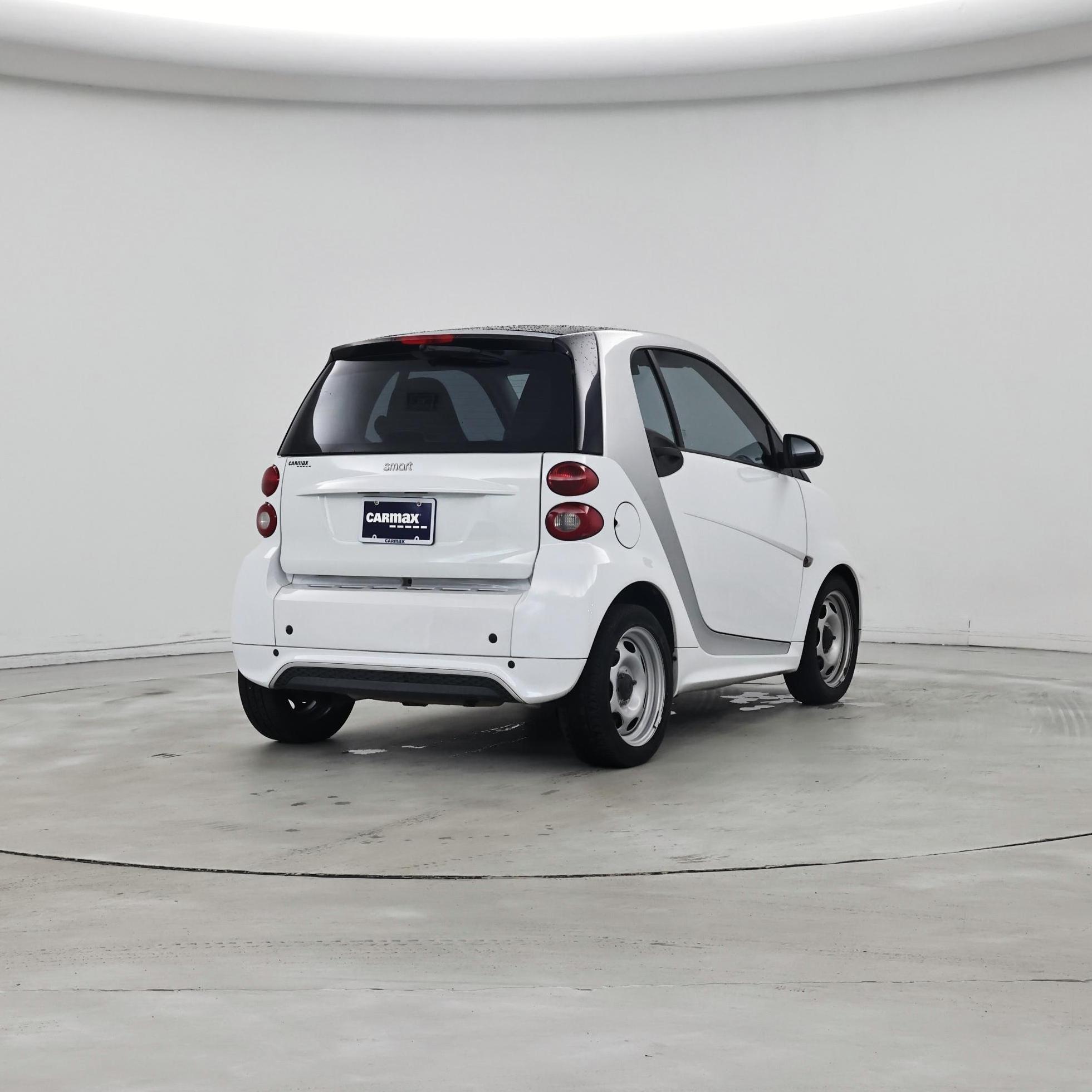 Thumbnail: 2015 smart fortwo - 8