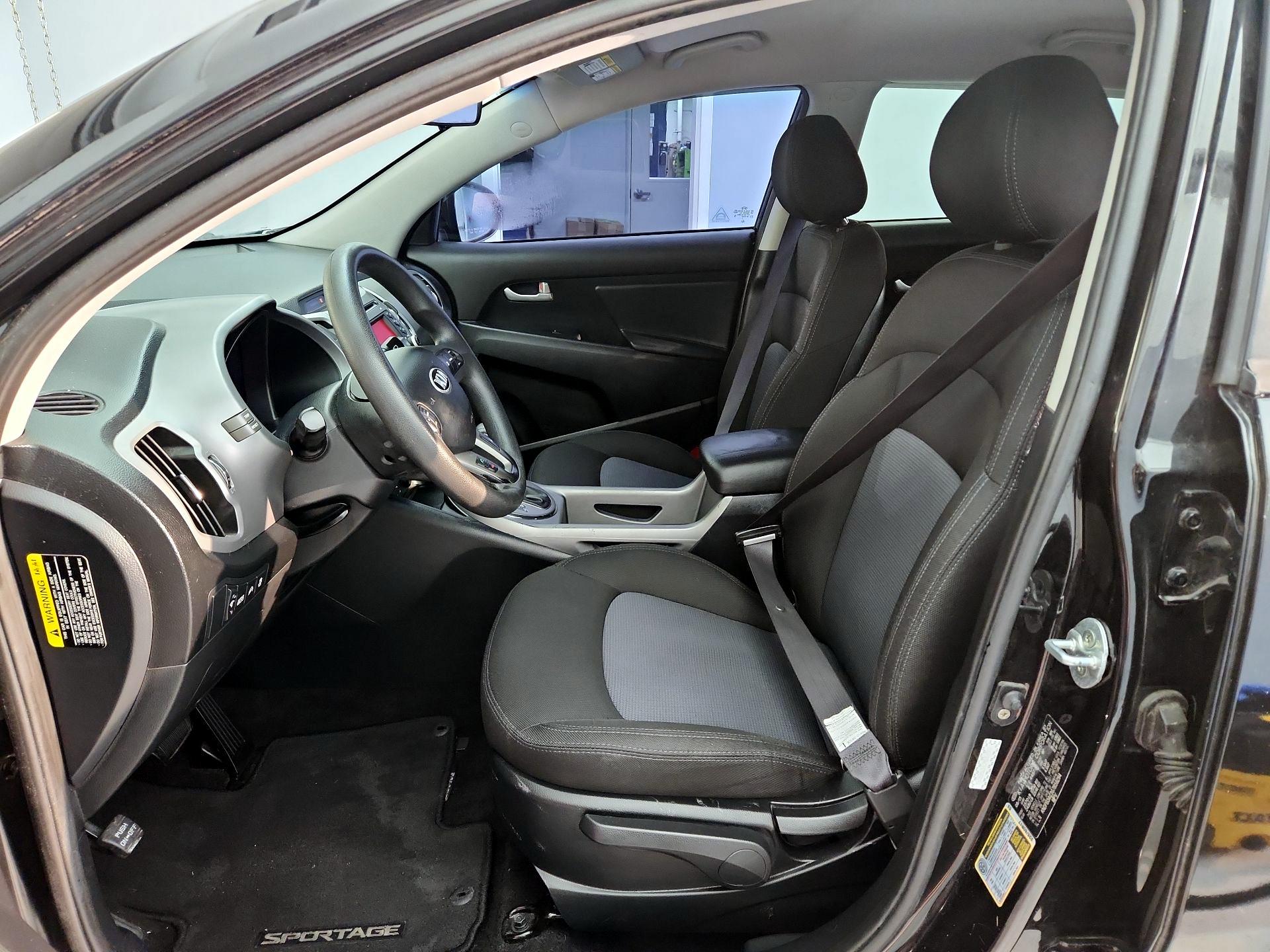 Thumbnail: 2016 Kia Sportage - 11