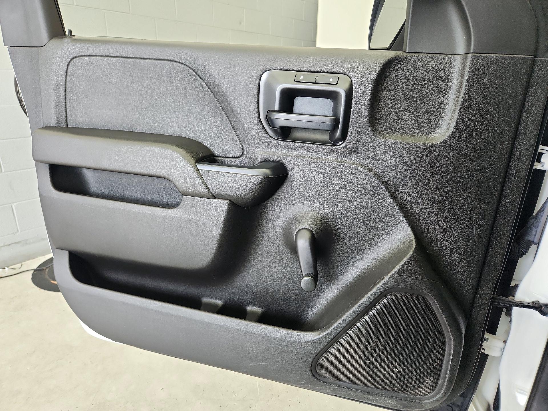 Thumbnail: 2017 Chevrolet Silverado 1500 - 12