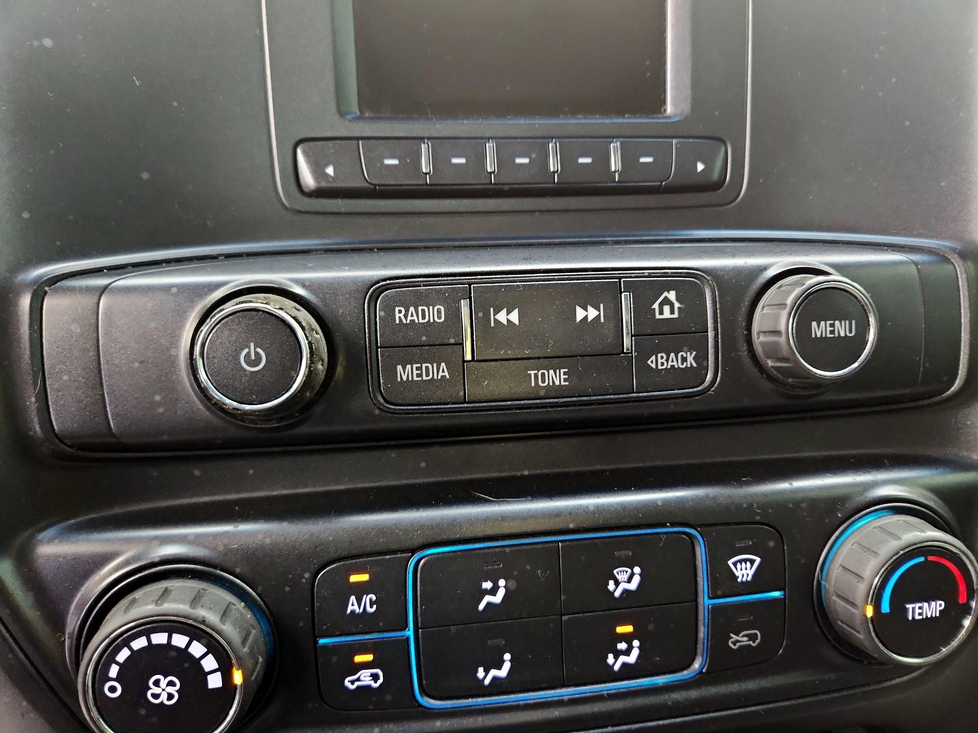 Thumbnail: 2017 Chevrolet Silverado 1500 - 14