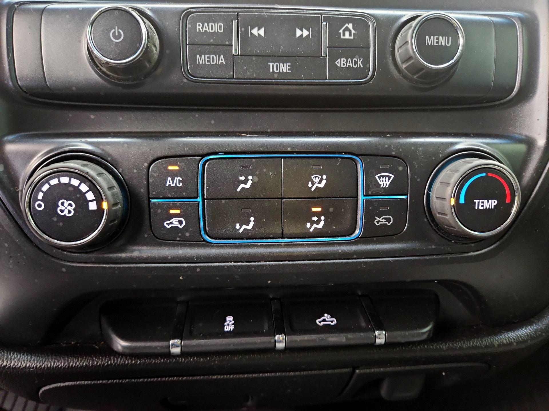 Thumbnail: 2017 Chevrolet Silverado 1500 - 15