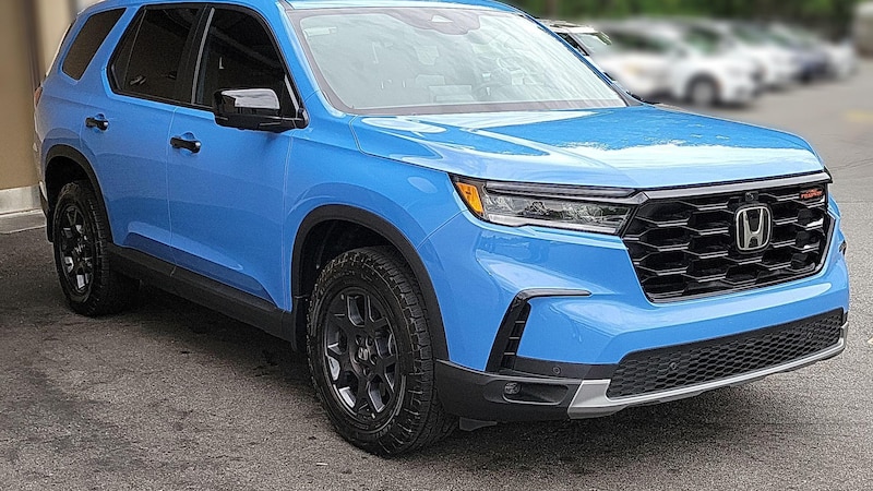 2025 Honda Pilot TrailSport Hero Image