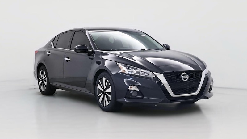 2019 Nissan Altima SL Hero Image