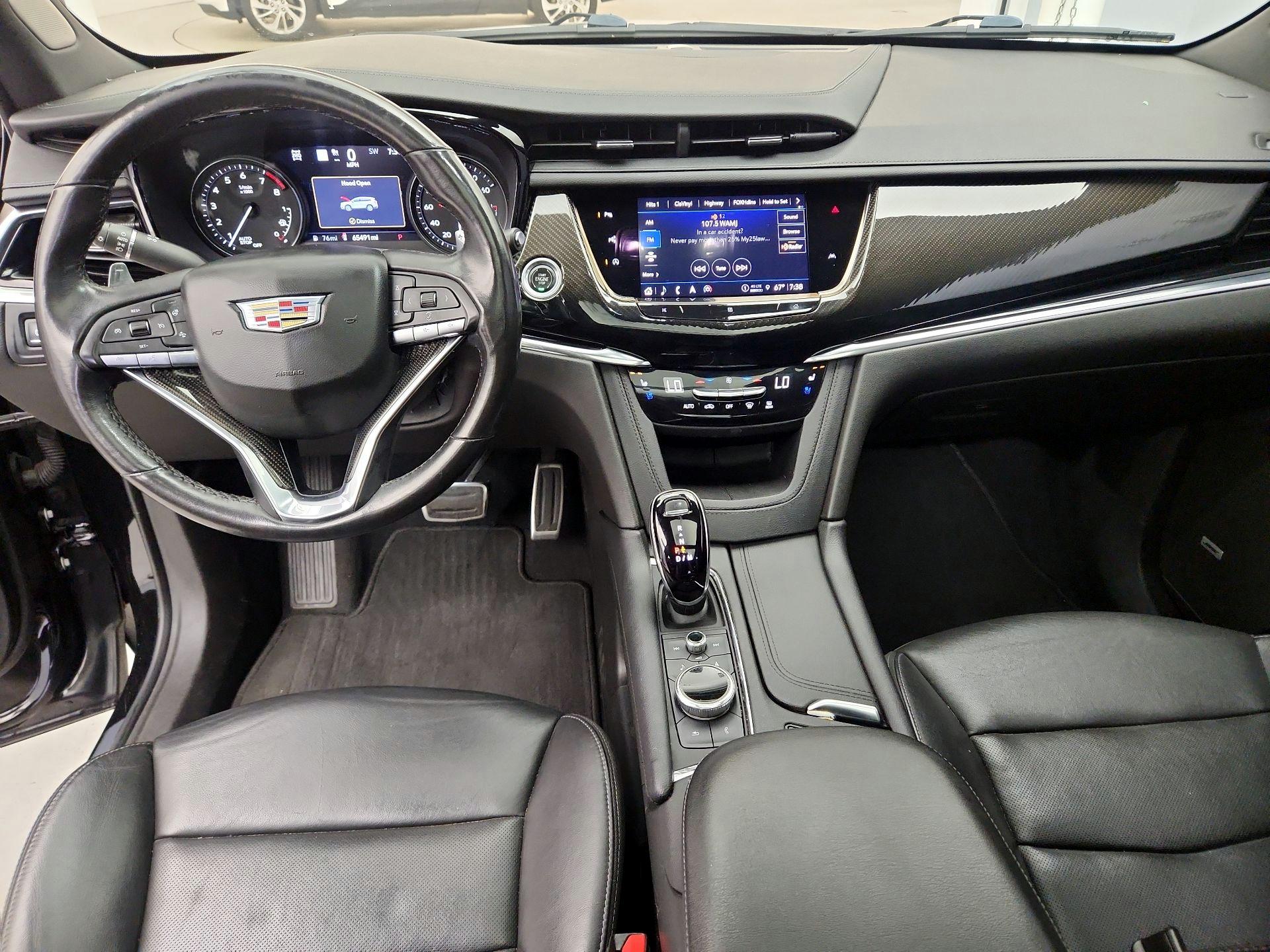 Thumbnail: 2021 Cadillac XT6 - 9