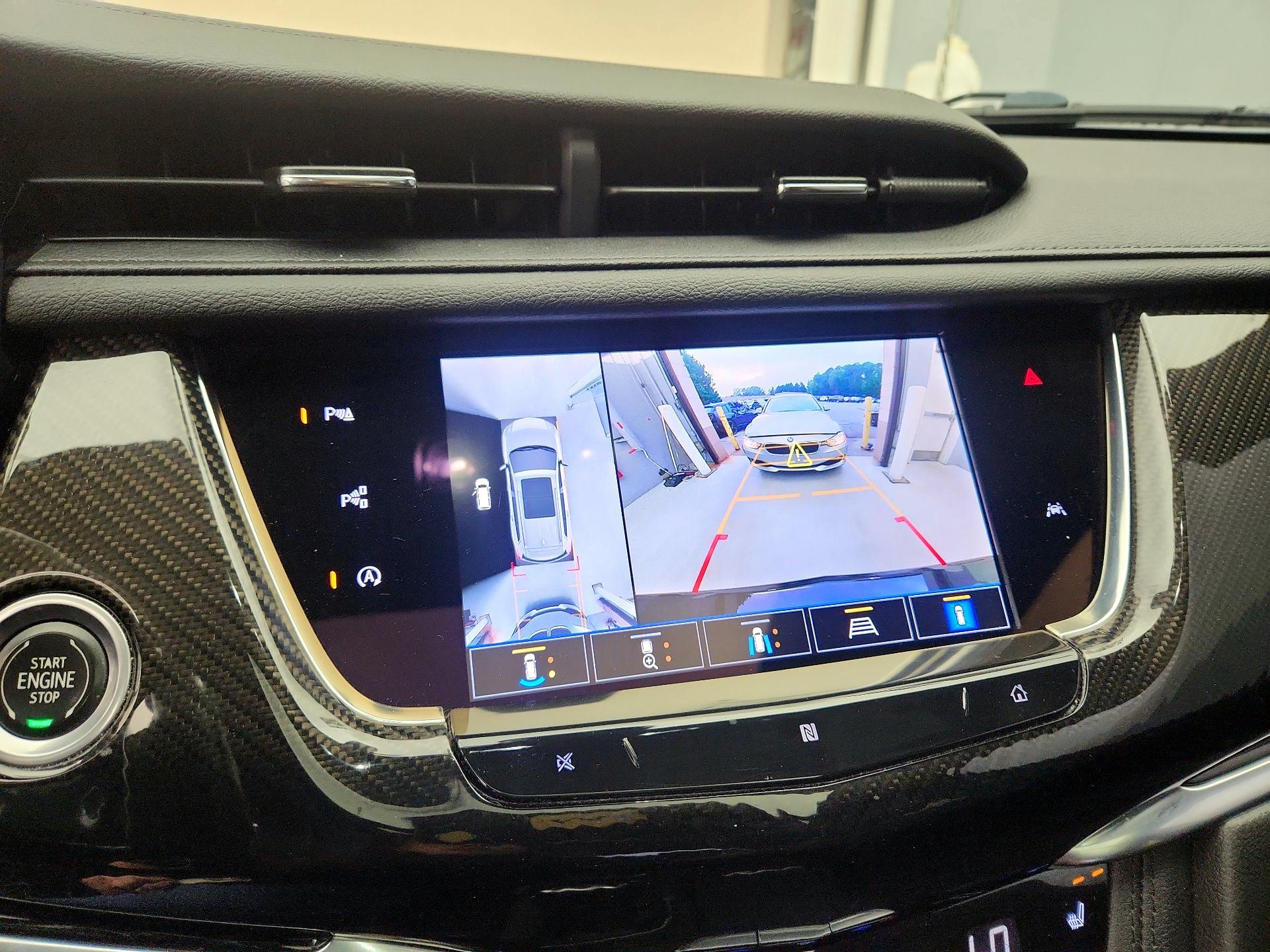 Thumbnail: 2021 Cadillac XT6 - 14