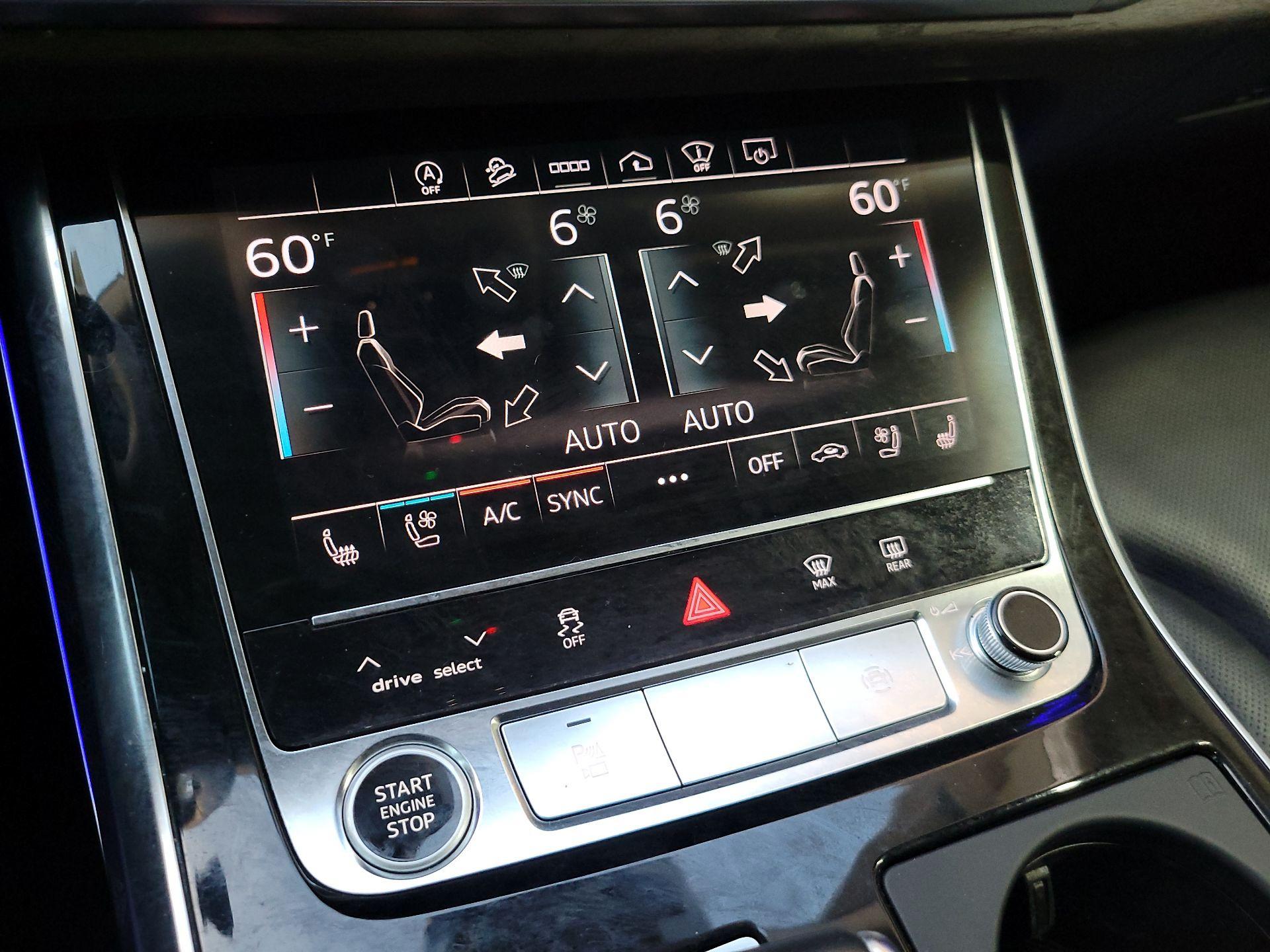 Thumbnail: 2021 Audi Q8 - 15