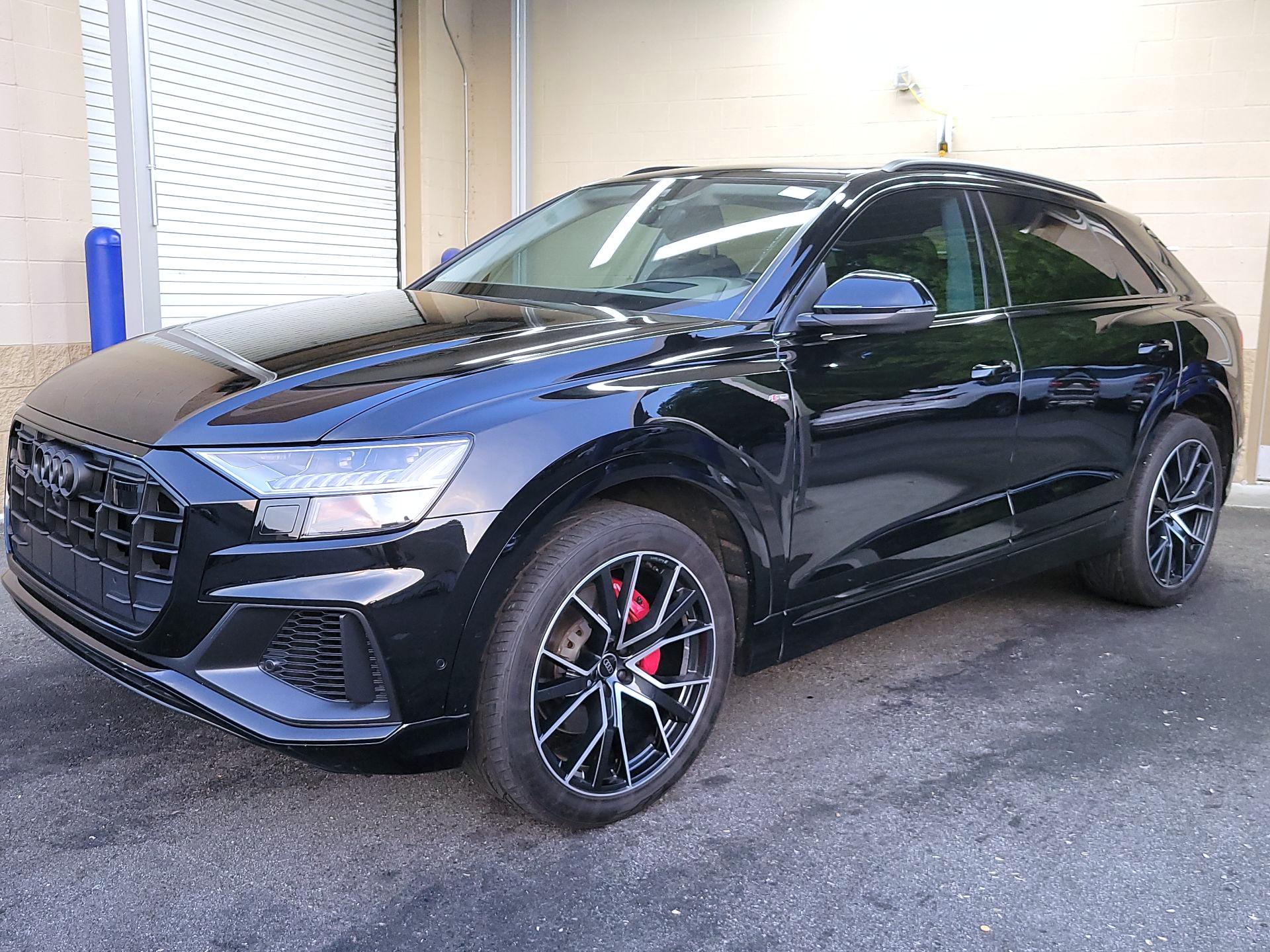 Thumbnail: 2021 Audi Q8 - 3