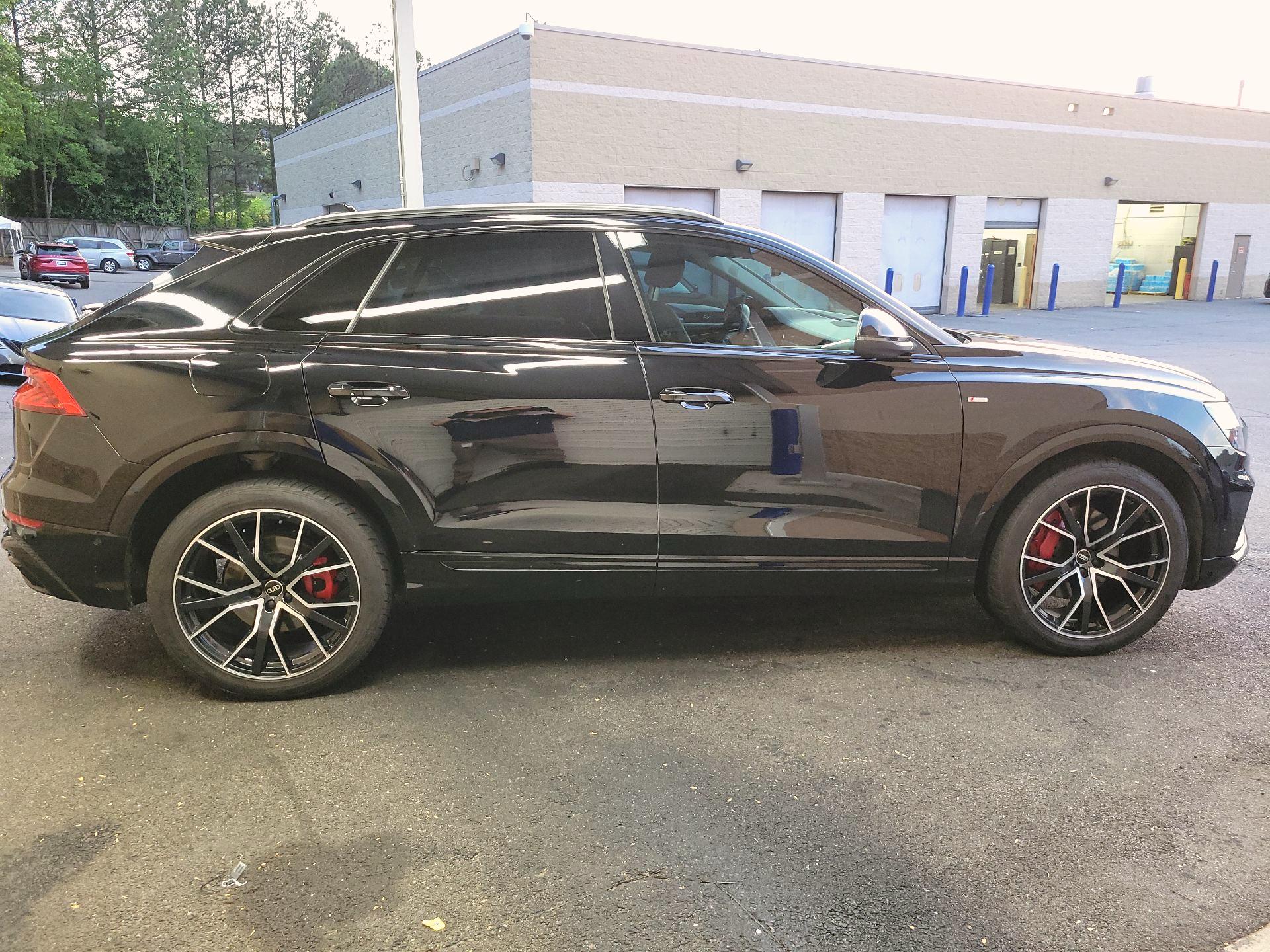 Thumbnail: 2021 Audi Q8 - 4