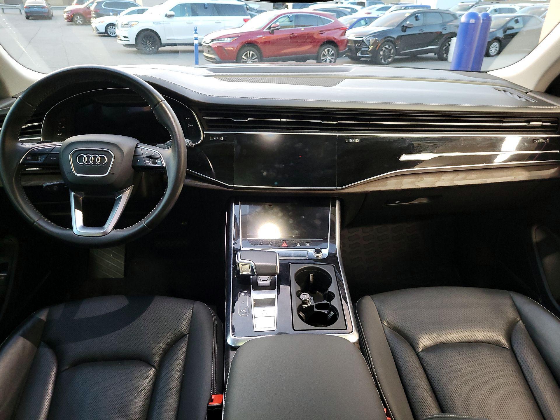 Thumbnail: 2021 Audi Q8 - 8