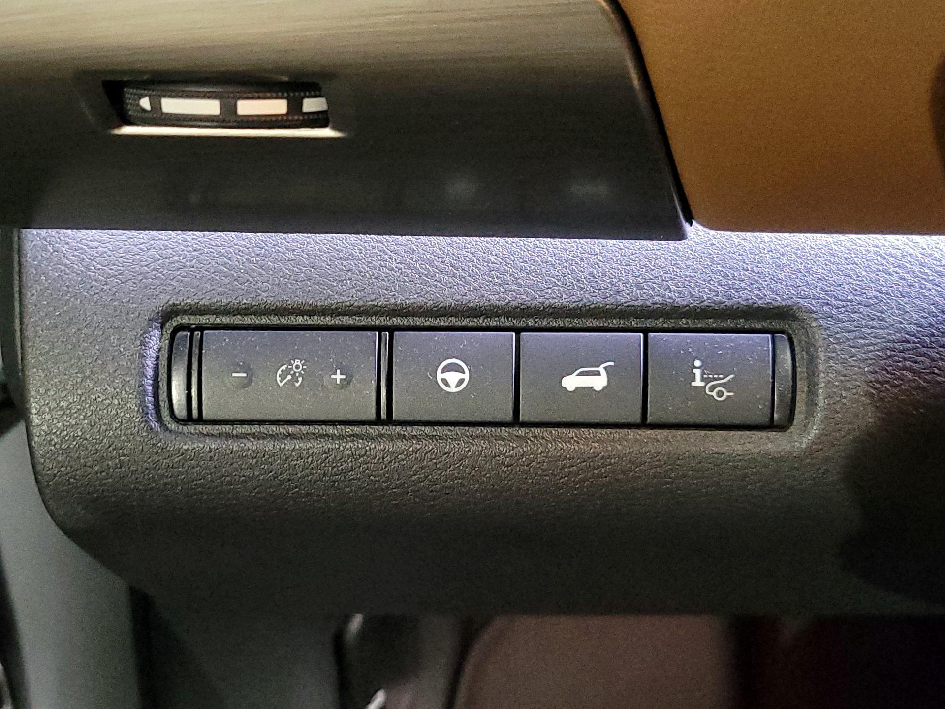 Thumbnail: 2024 Nissan Pathfinder - 11