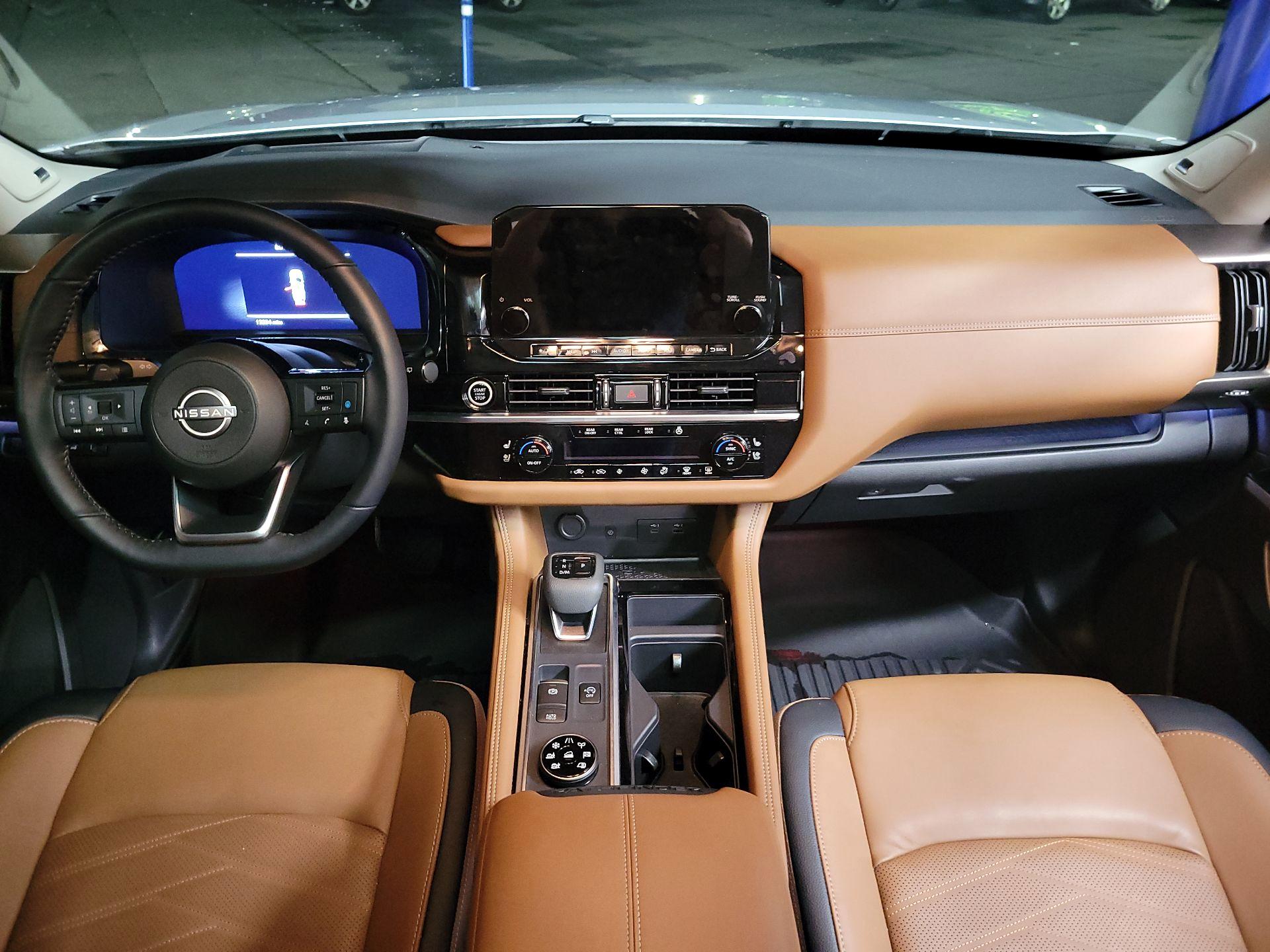 Thumbnail: 2024 Nissan Pathfinder - 8