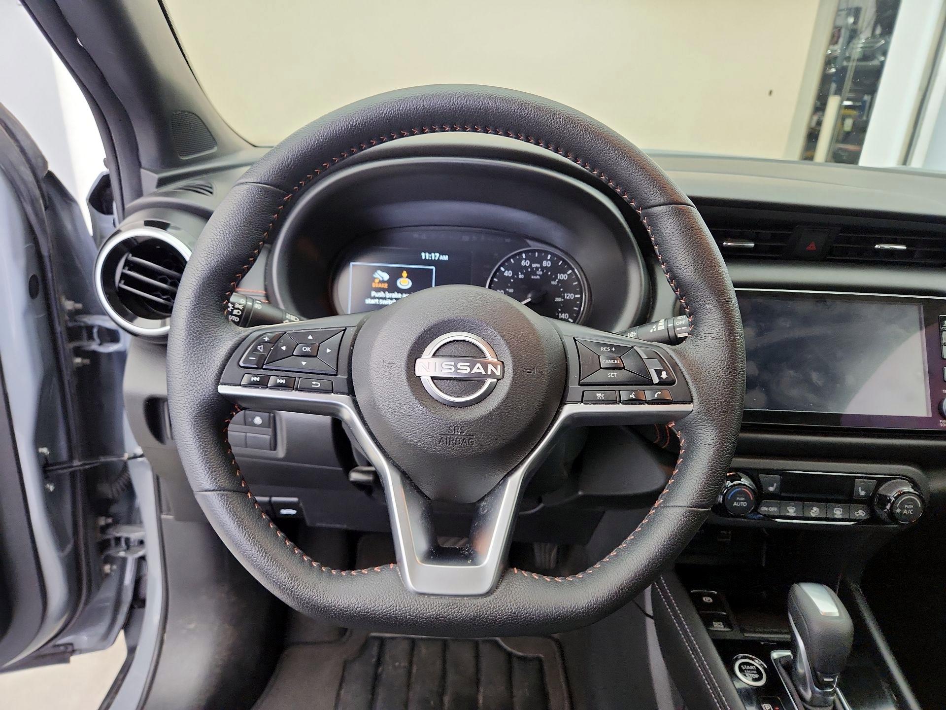 Thumbnail: 2023 Nissan Kicks - 10