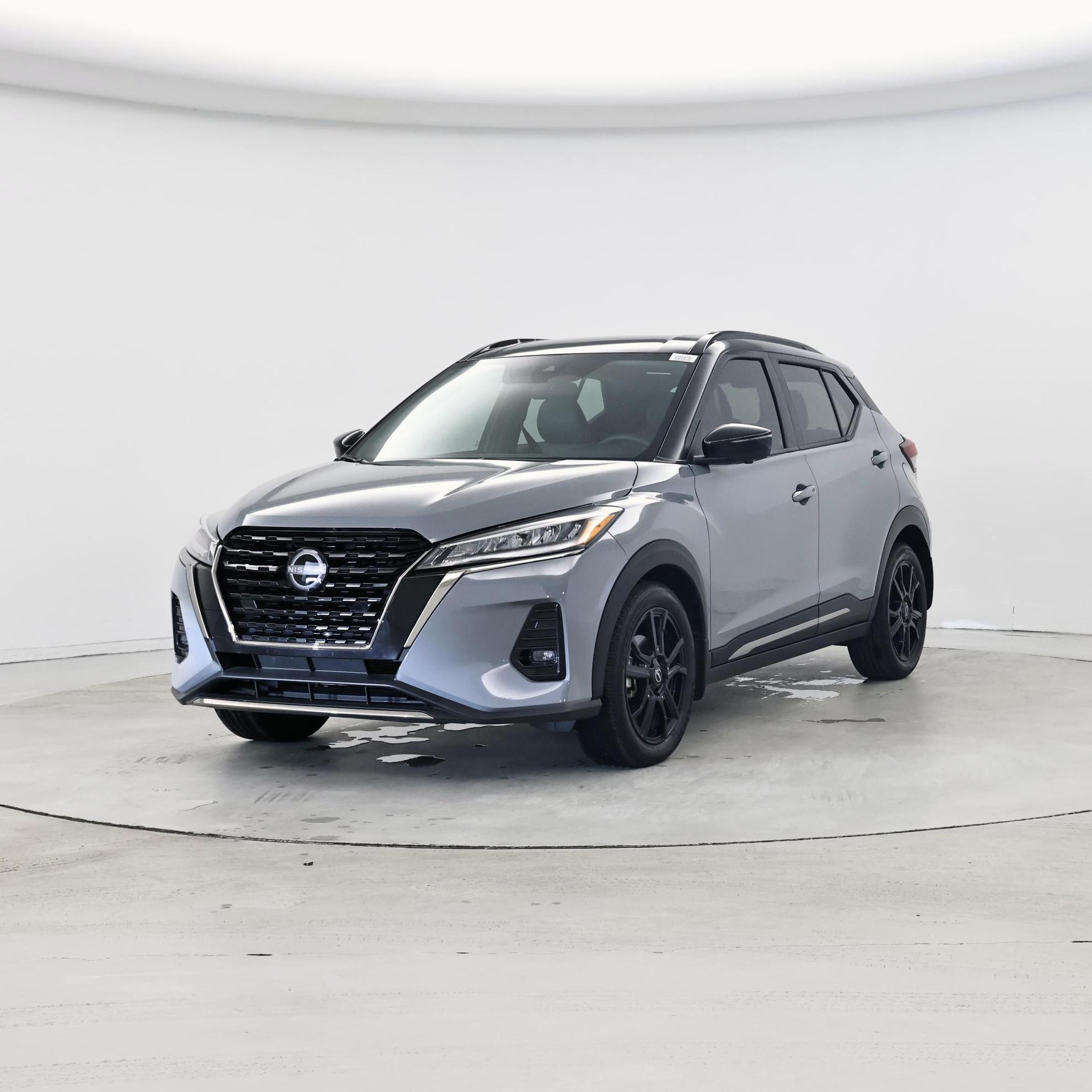 Thumbnail: 2023 Nissan Kicks - 4