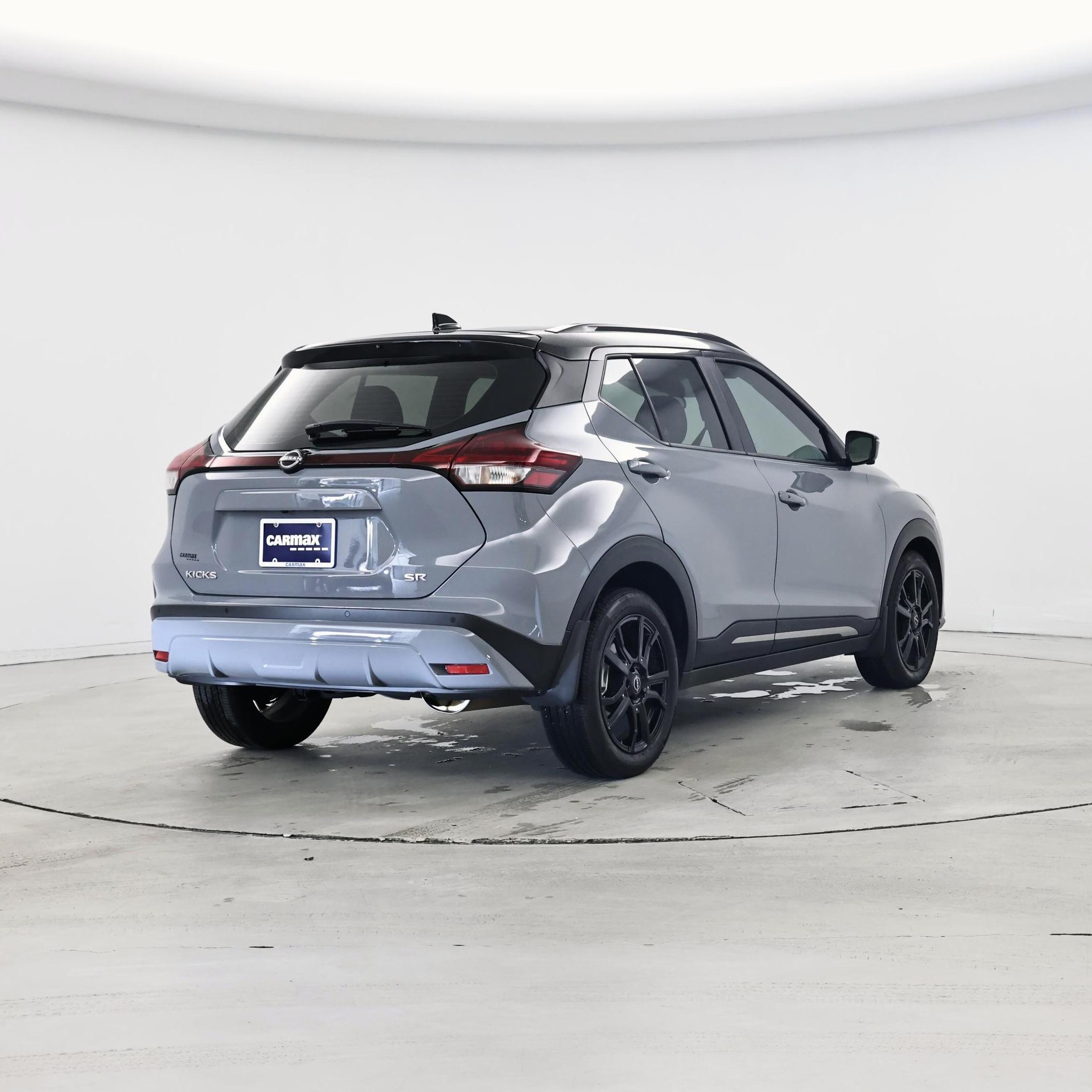 Thumbnail: 2023 Nissan Kicks - 8