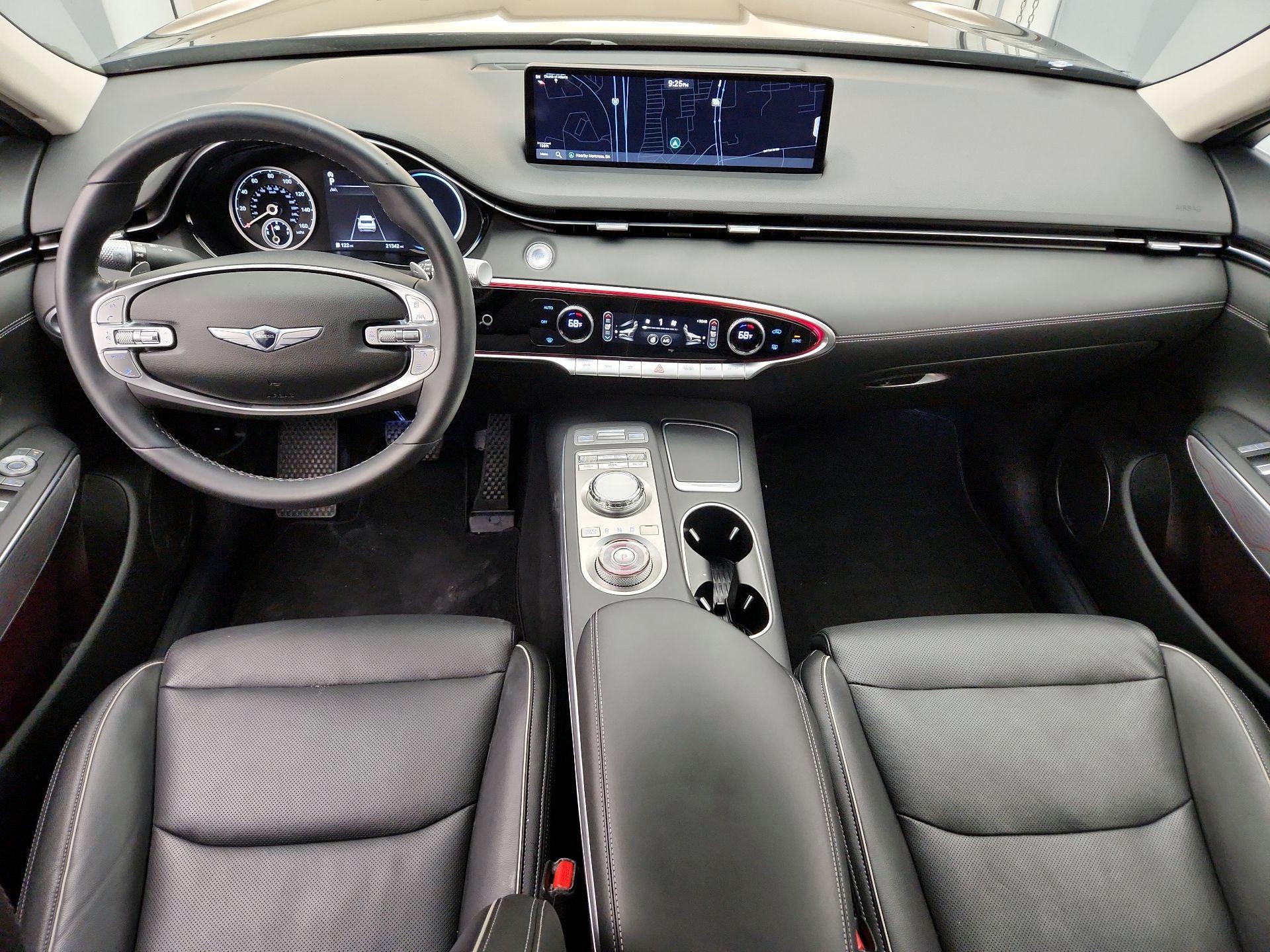 Thumbnail: 2022 Genesis GV70 - 9