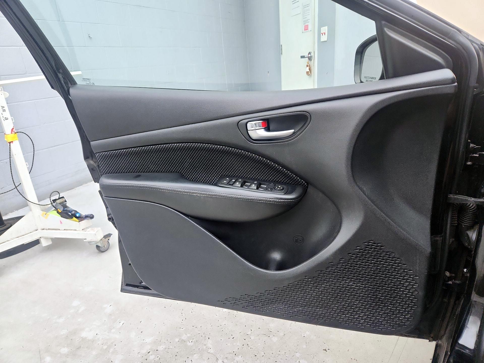 Thumbnail: 2015 Dodge Dart - 12