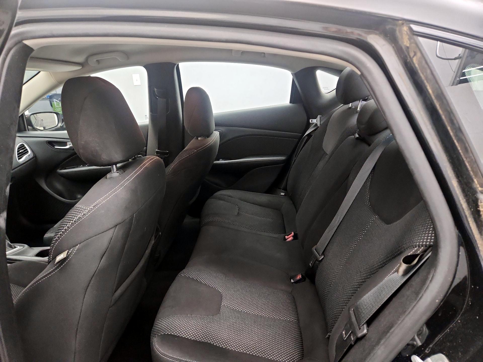 Thumbnail: 2015 Dodge Dart - 18