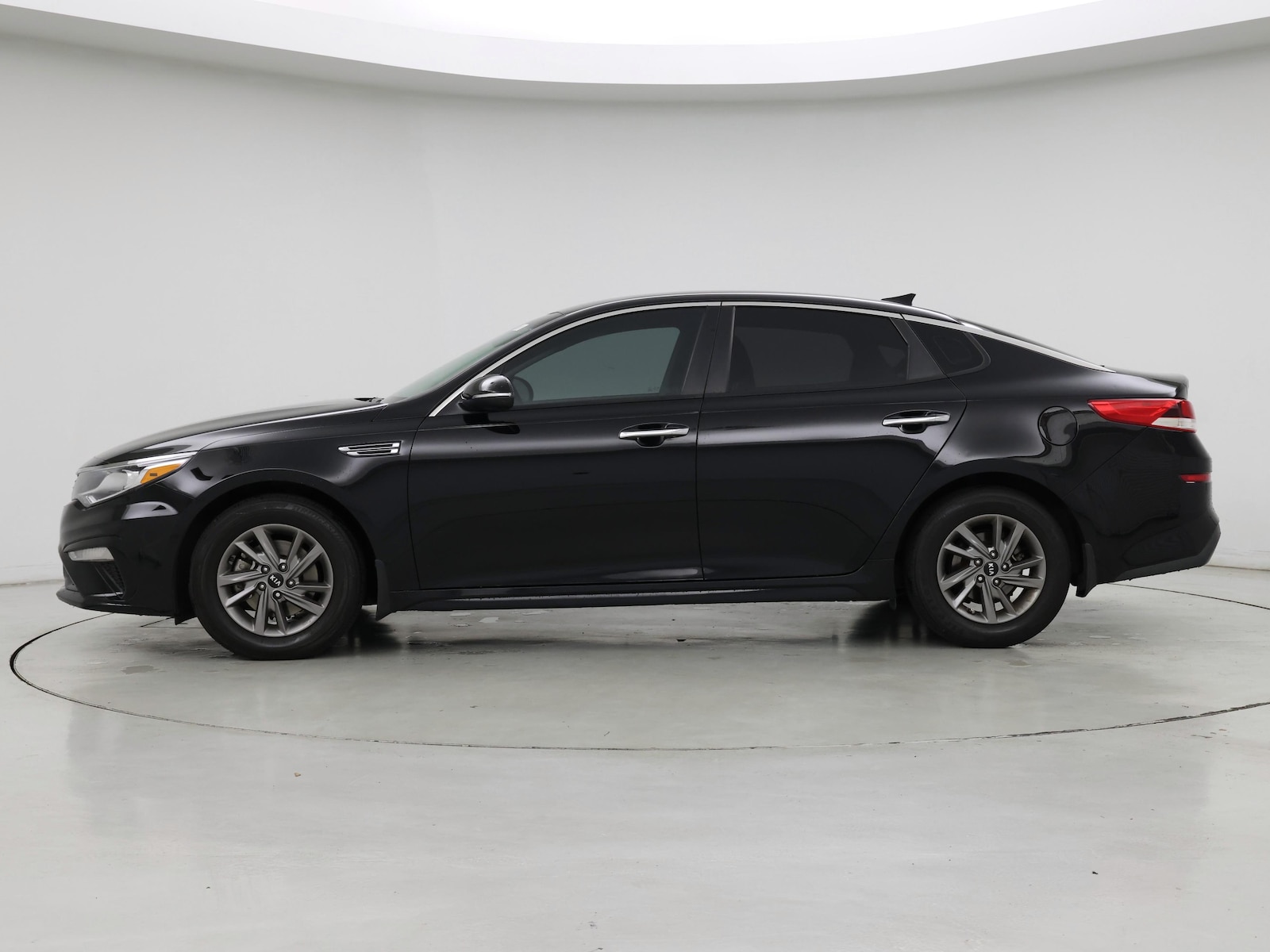Image 4 of 2020 Kia Optima LX