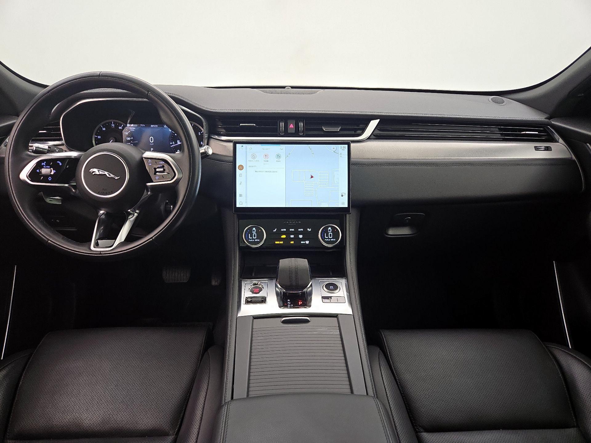 Thumbnail: 2022 Jaguar F-Pace - 9