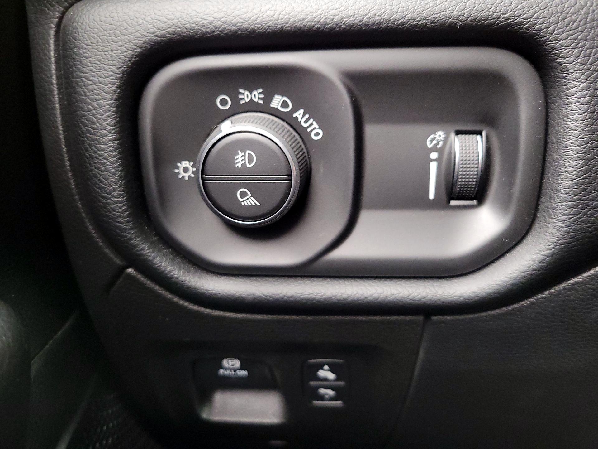 Thumbnail: 2021 RAM 1500 - 13
