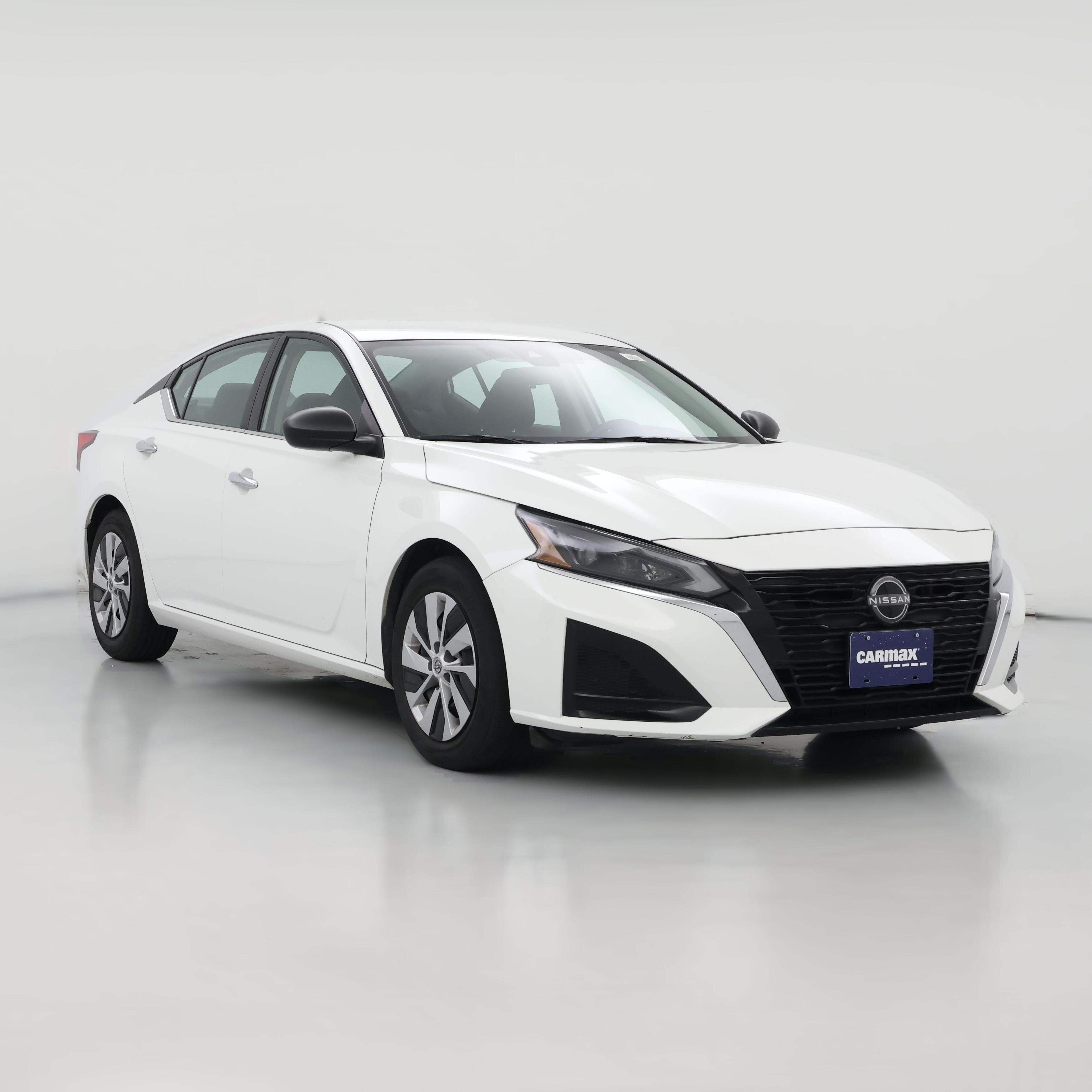 Thumbnail: 2024 Nissan Altima - 1