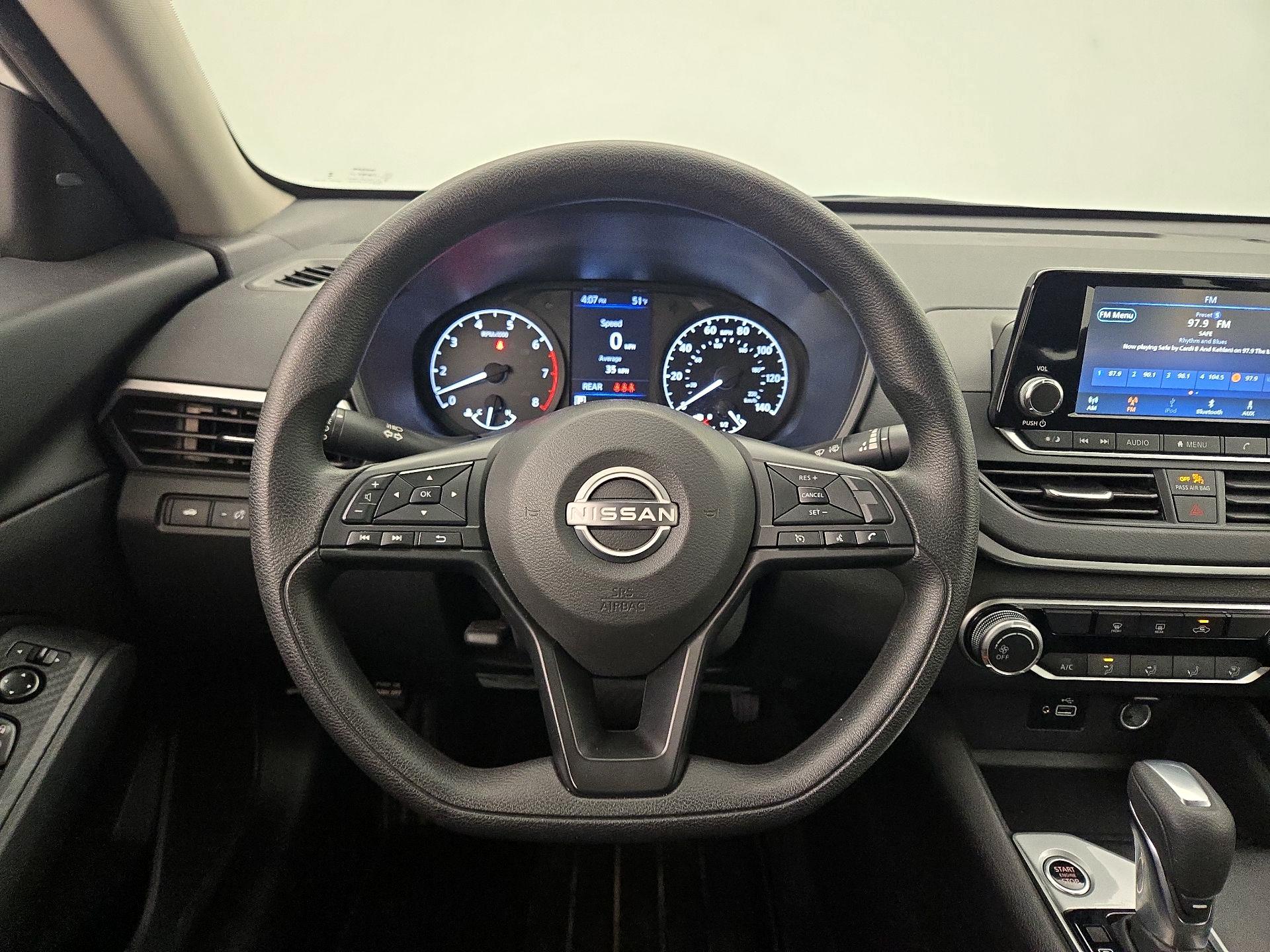 Thumbnail: 2024 Nissan Altima - 10