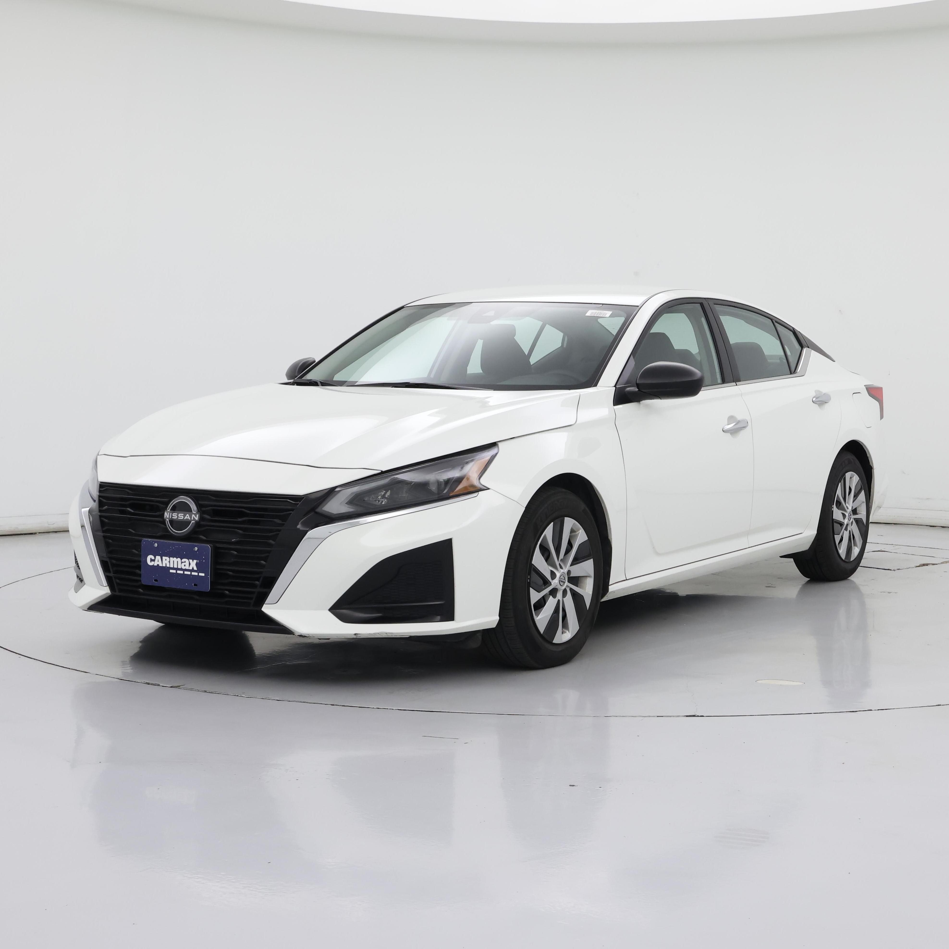 Thumbnail: 2024 Nissan Altima - 4