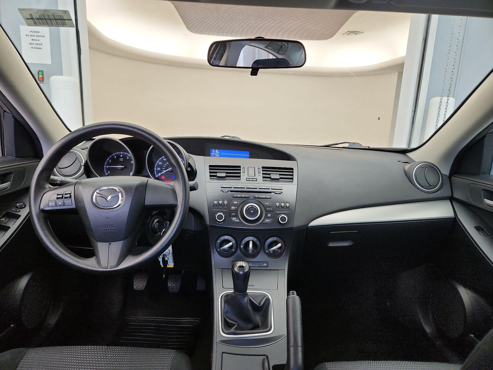Thumbnail: 2013 Mazda Mazda3 - 9
