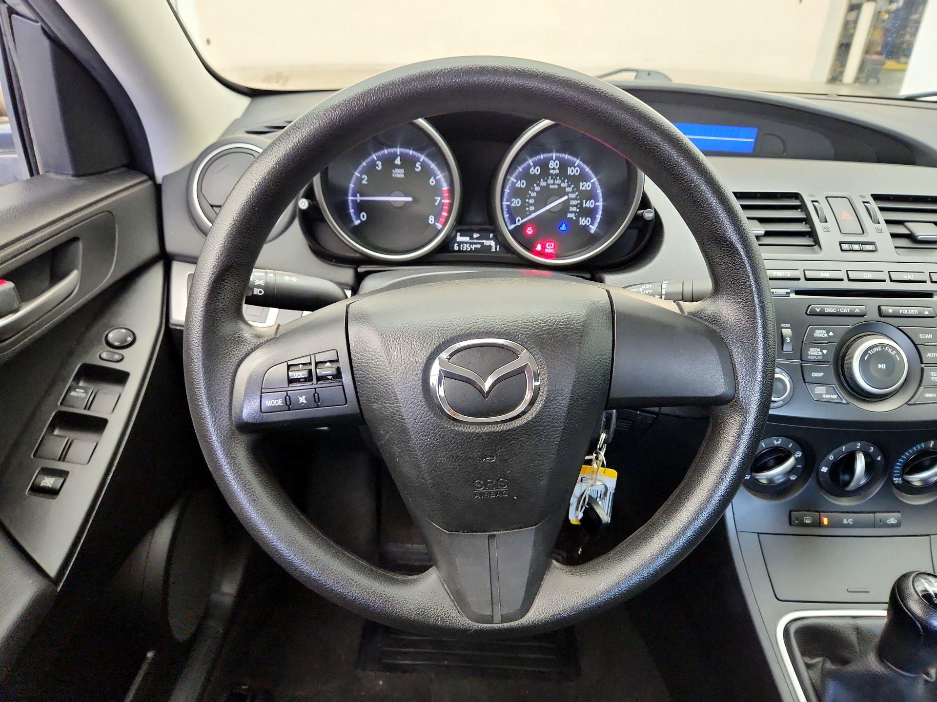 Thumbnail: 2013 Mazda Mazda3 - 10