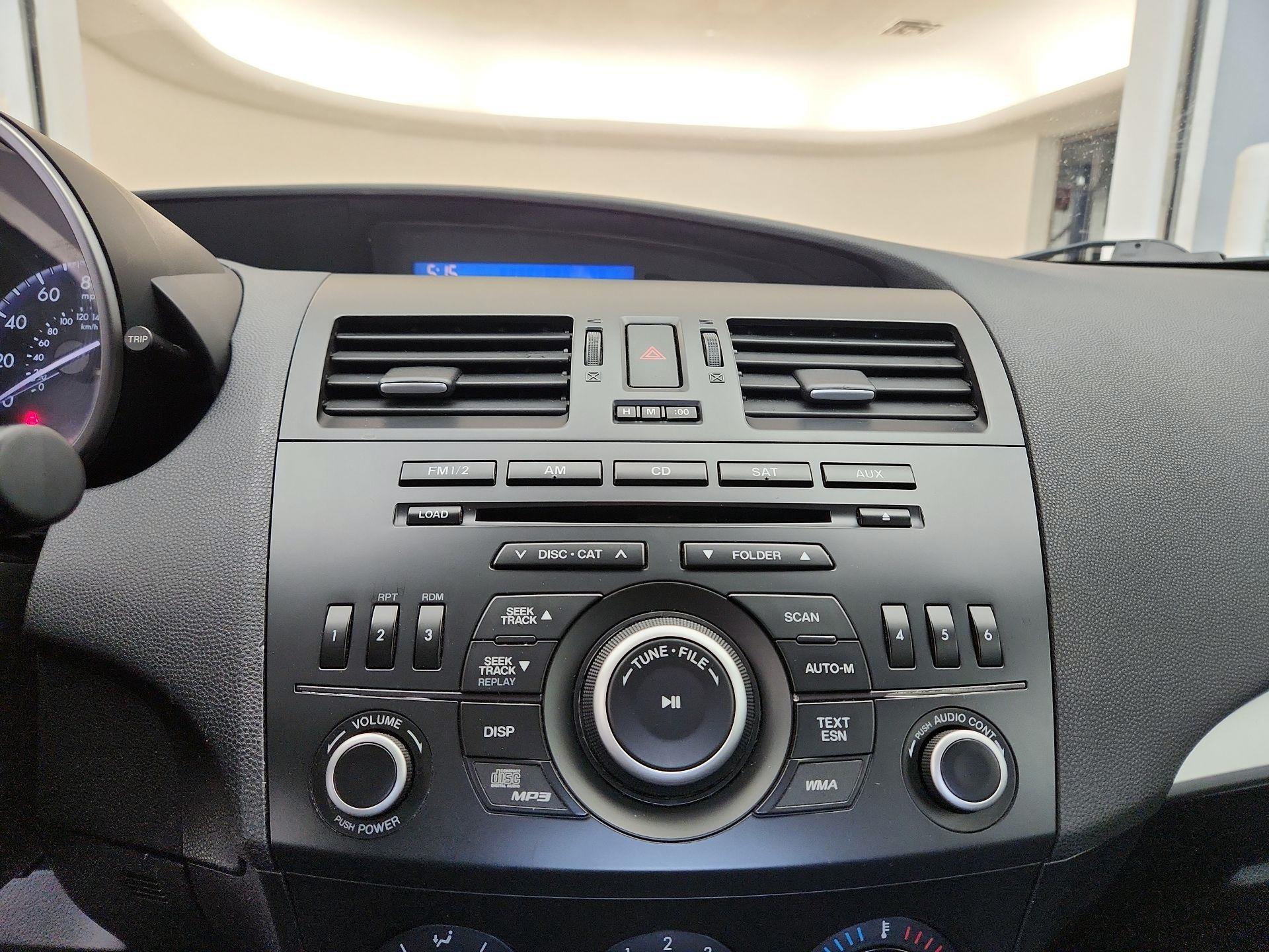 Thumbnail: 2013 Mazda Mazda3 - 14