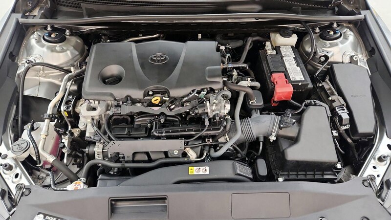 2022 Toyota Camry SE 22
