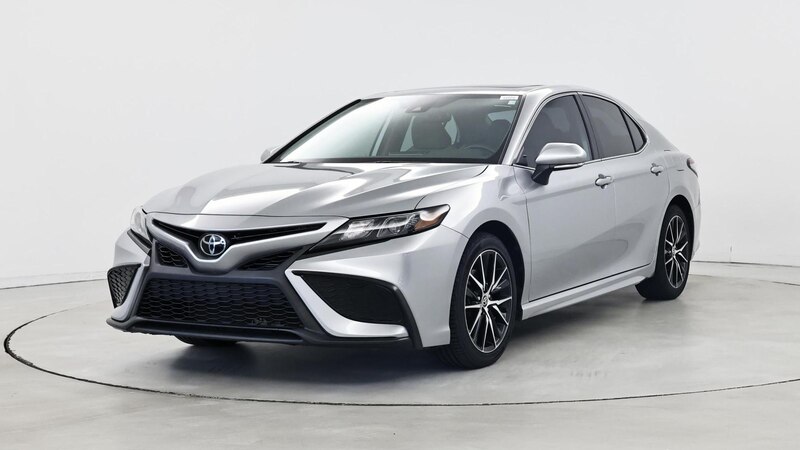 2022 Toyota Camry SE 4