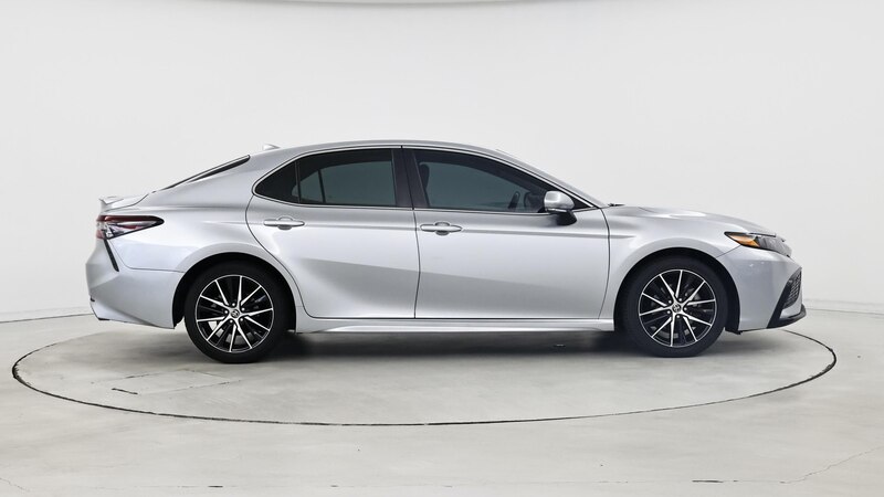 2022 Toyota Camry SE 7