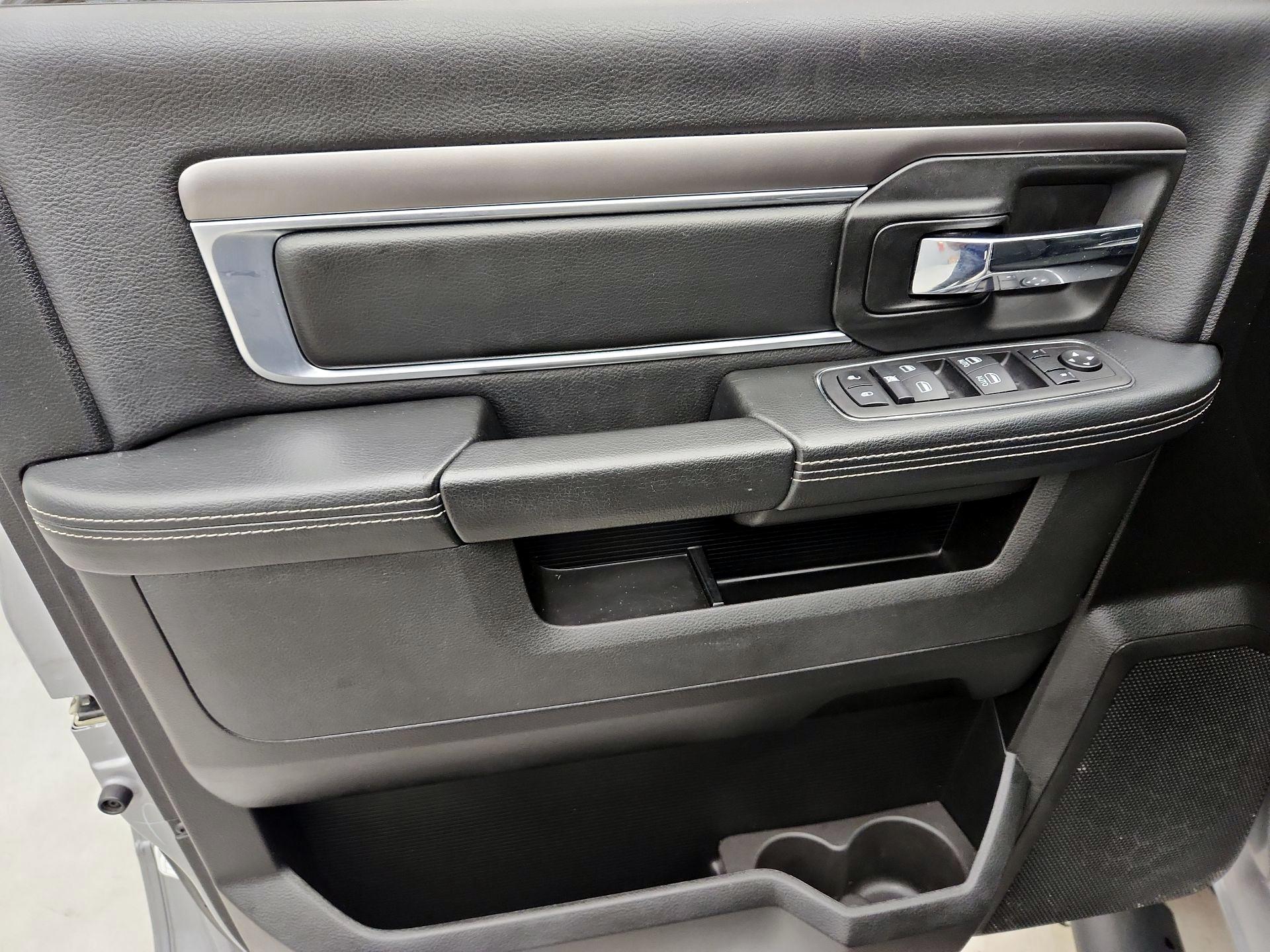 Thumbnail: 2023 RAM 1500 Classic - 12