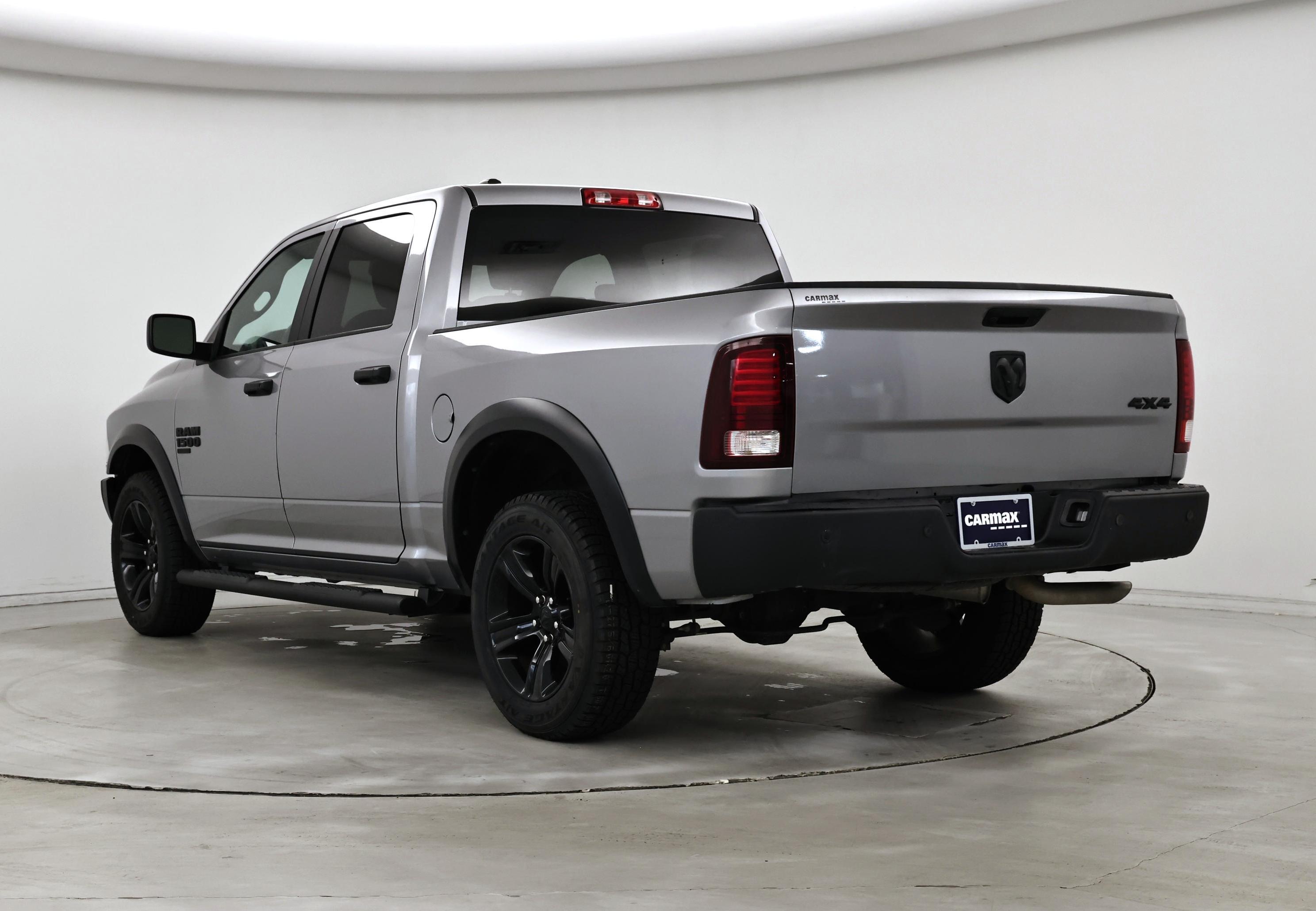 Thumbnail: 2023 RAM 1500 Classic - 2