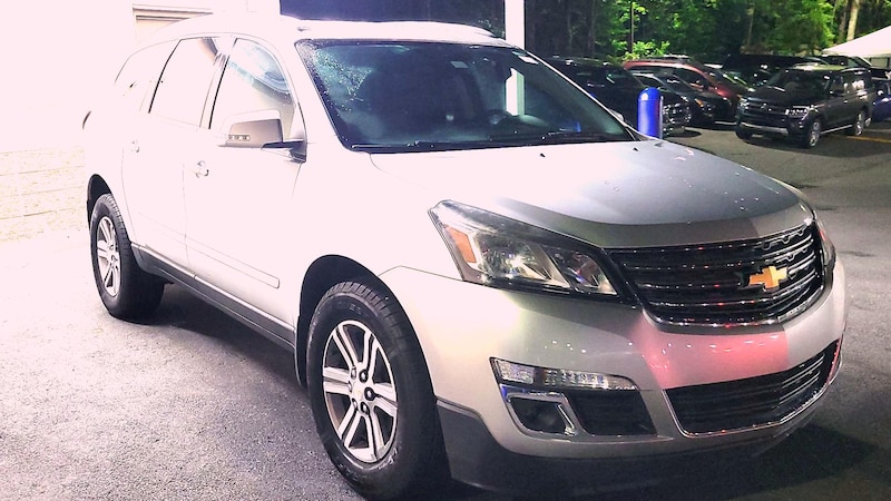 2016 Chevrolet Traverse LT Hero Image