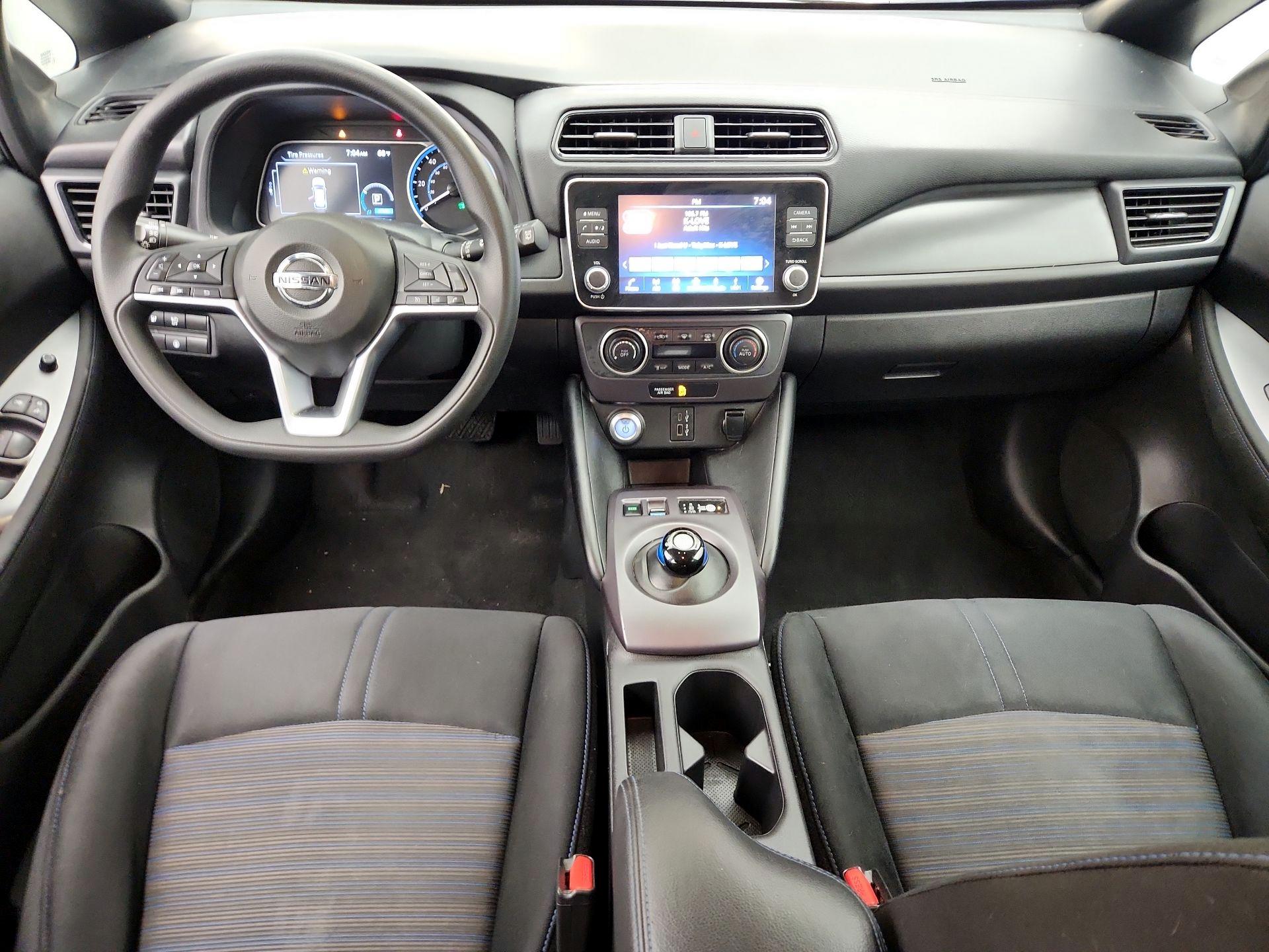 Thumbnail: 2022 Nissan Leaf - 9