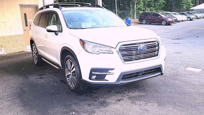 2022 Subaru Ascent Limited Hero Image
