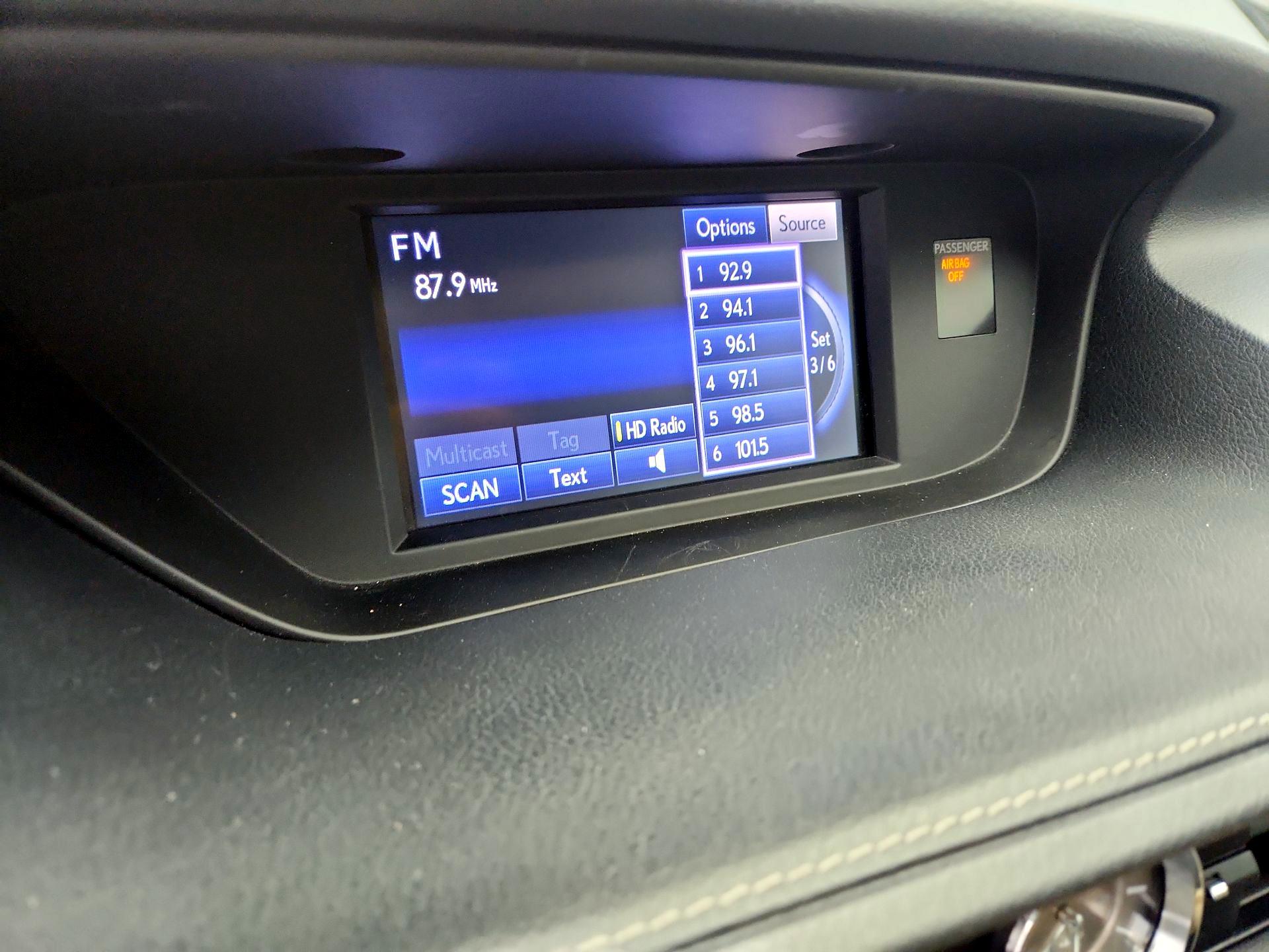 Thumbnail: 2013 Lexus ES - 15