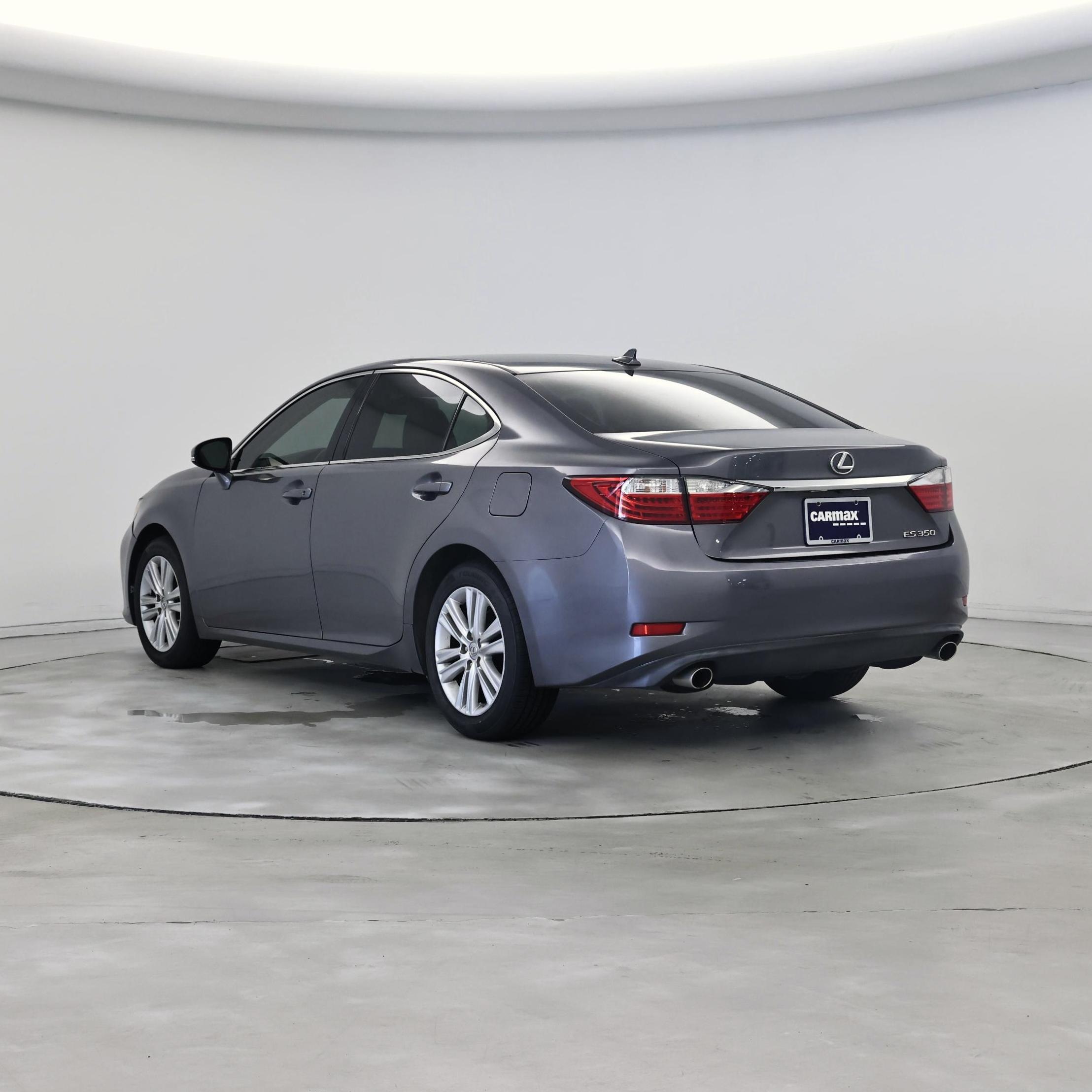 Thumbnail: 2013 Lexus ES - 2